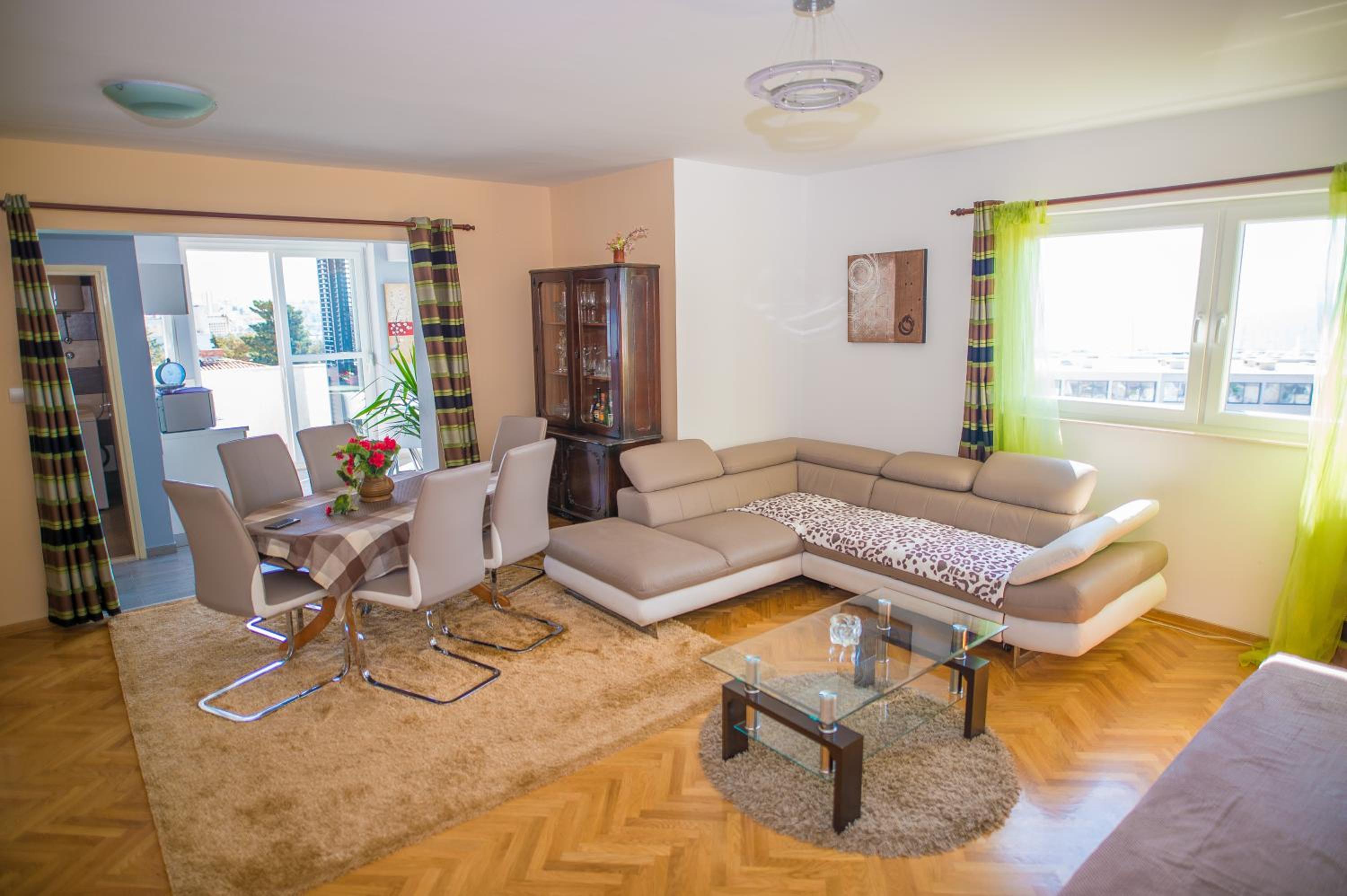 Apartment with Sea View - Photo 24