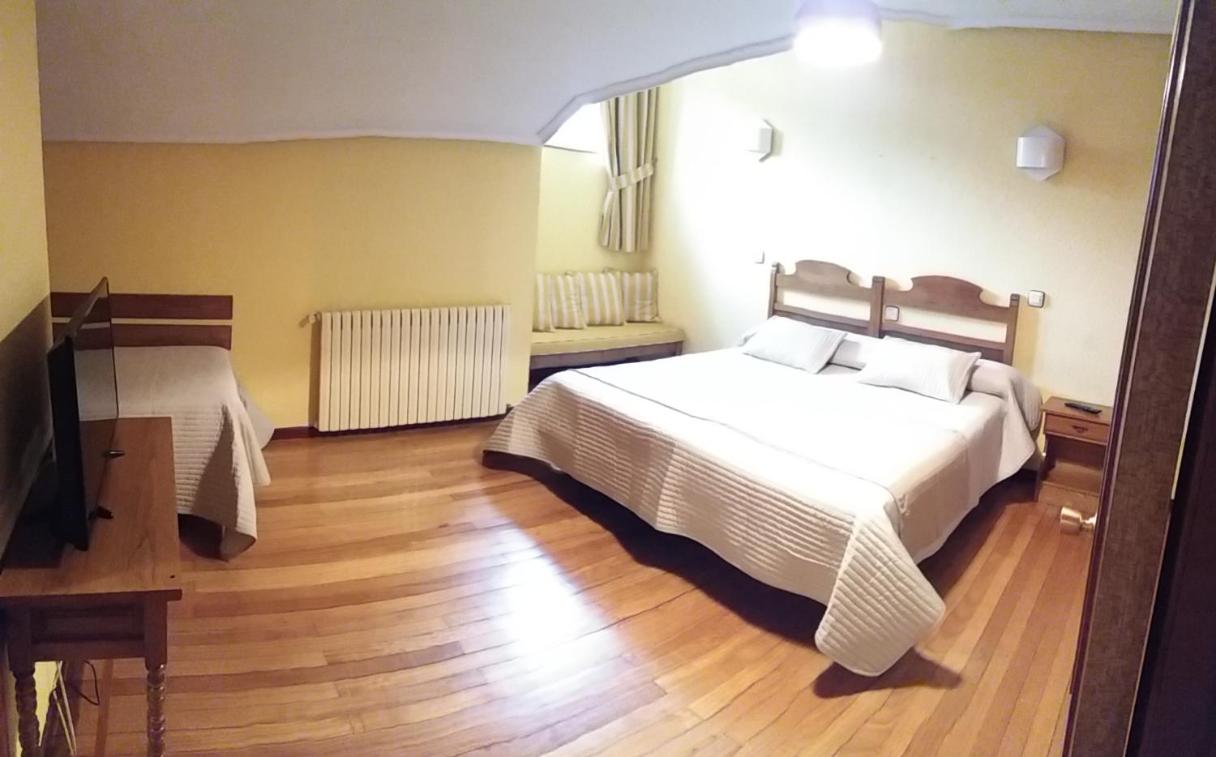 Habitación Doble o con Dos Camas