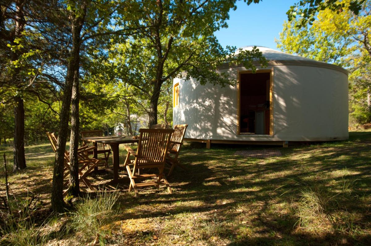 Comfort Yurt (4 People) photo 1