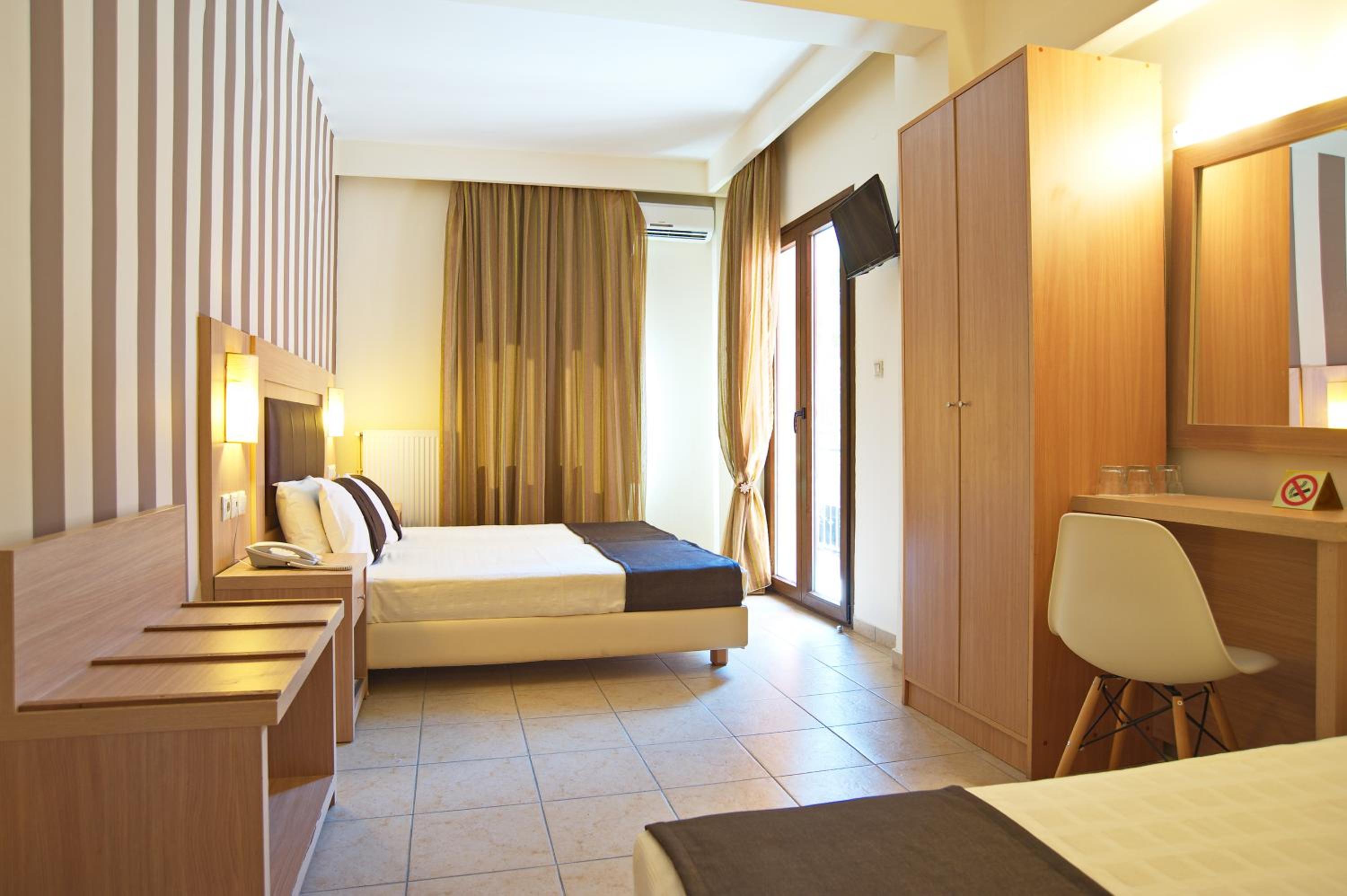Standard Quadruple Room photo 3