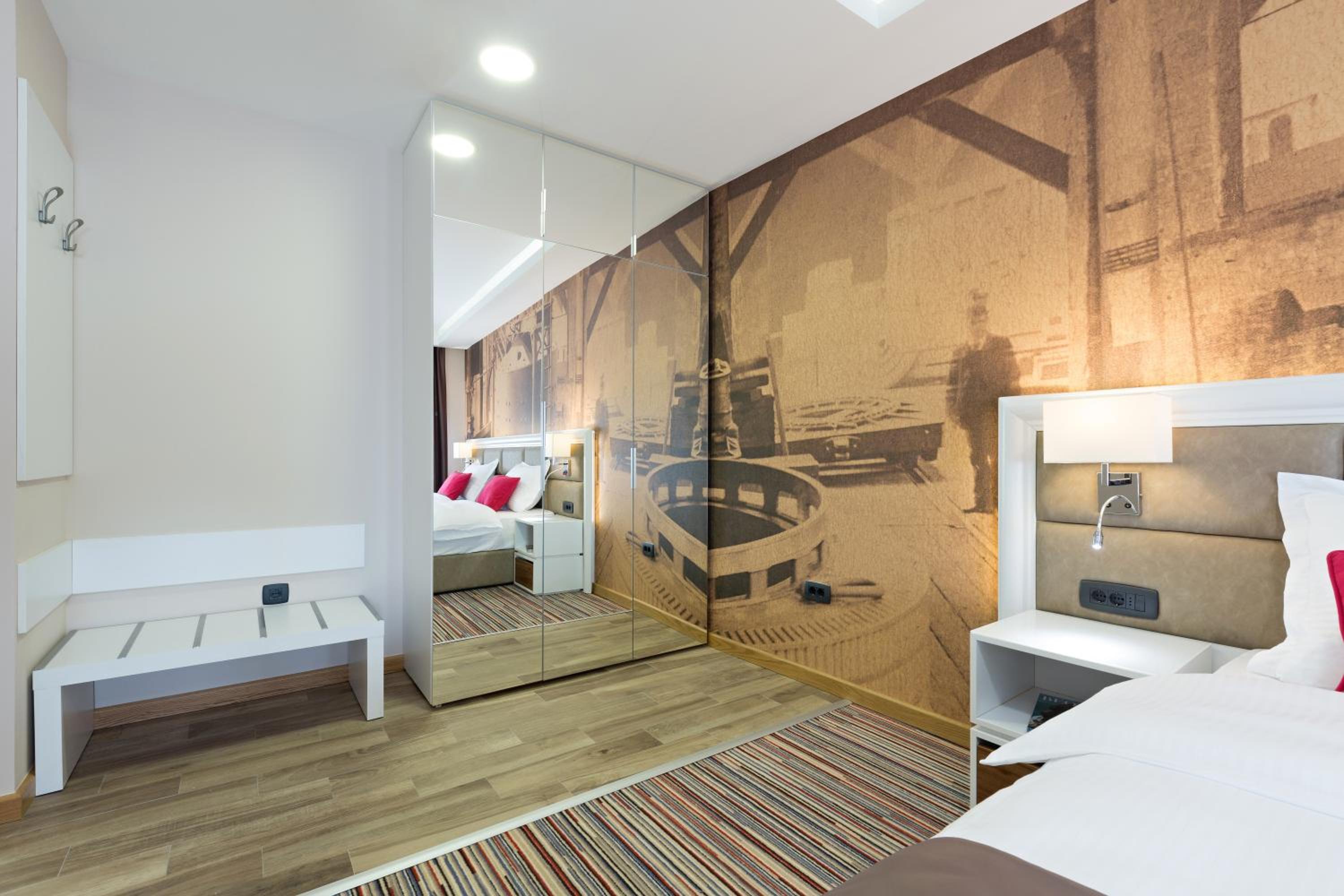 Double or Twin Room photo 2