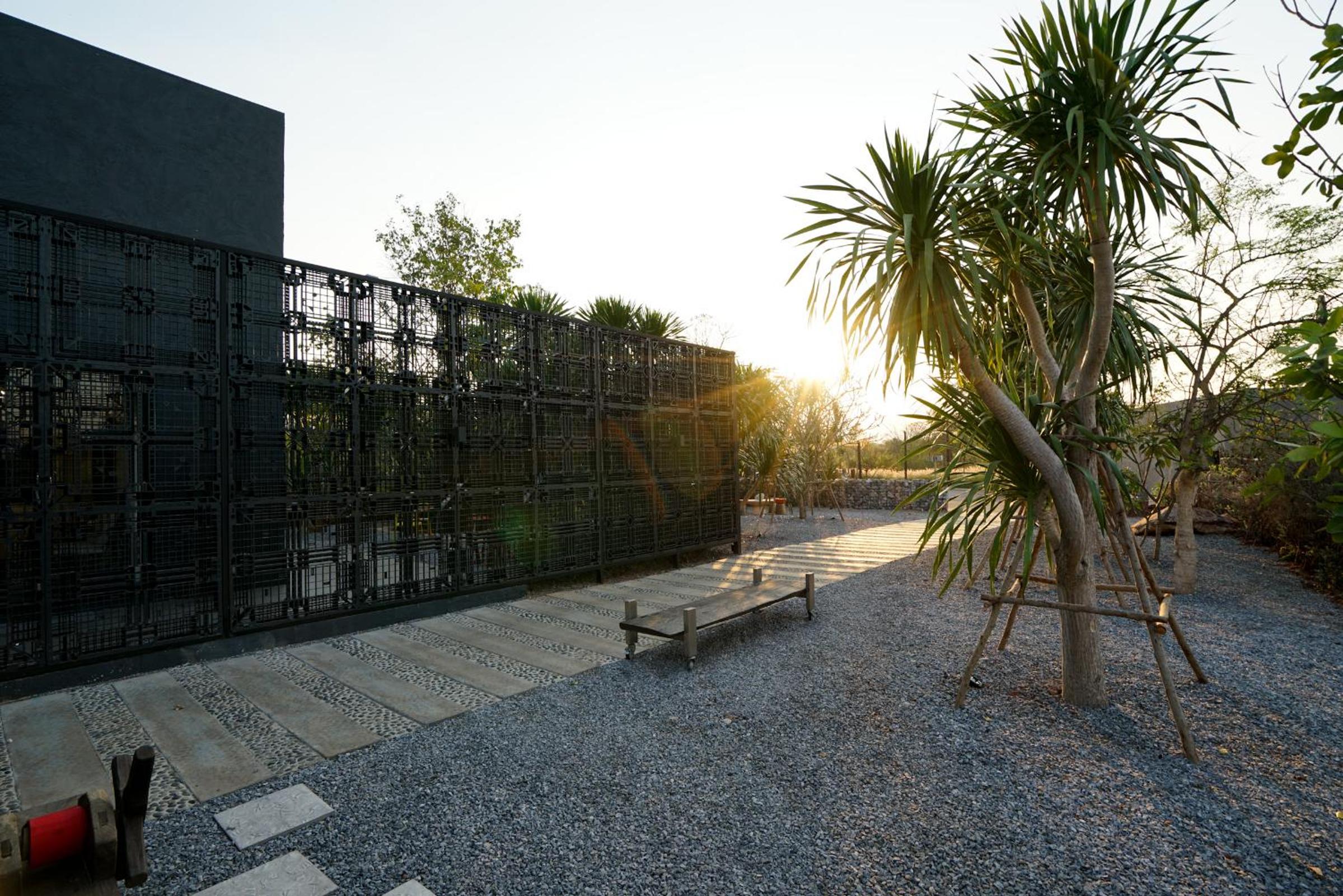 Villa with Garden View - Photo 2