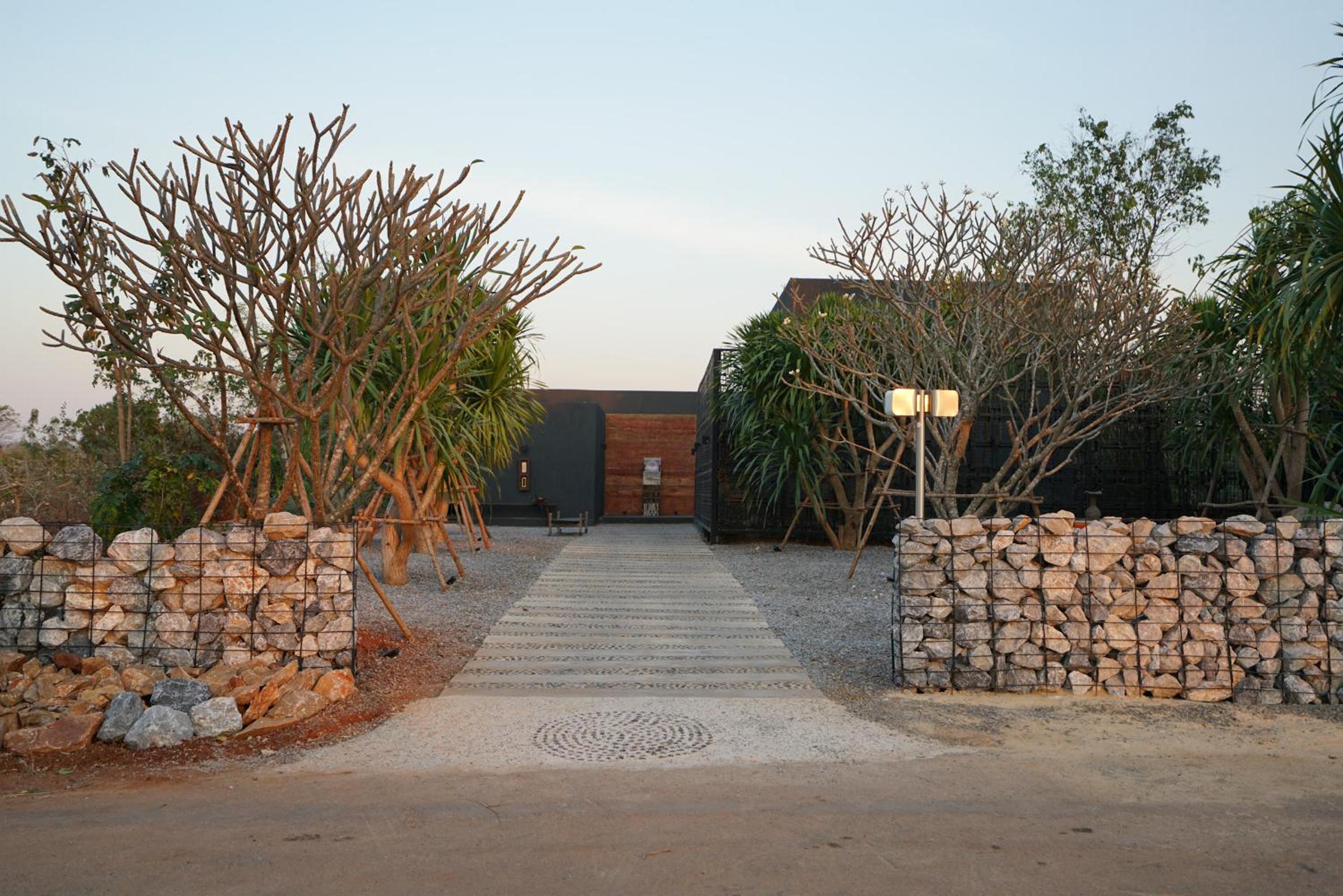 Villa with Garden View - Photo 4
