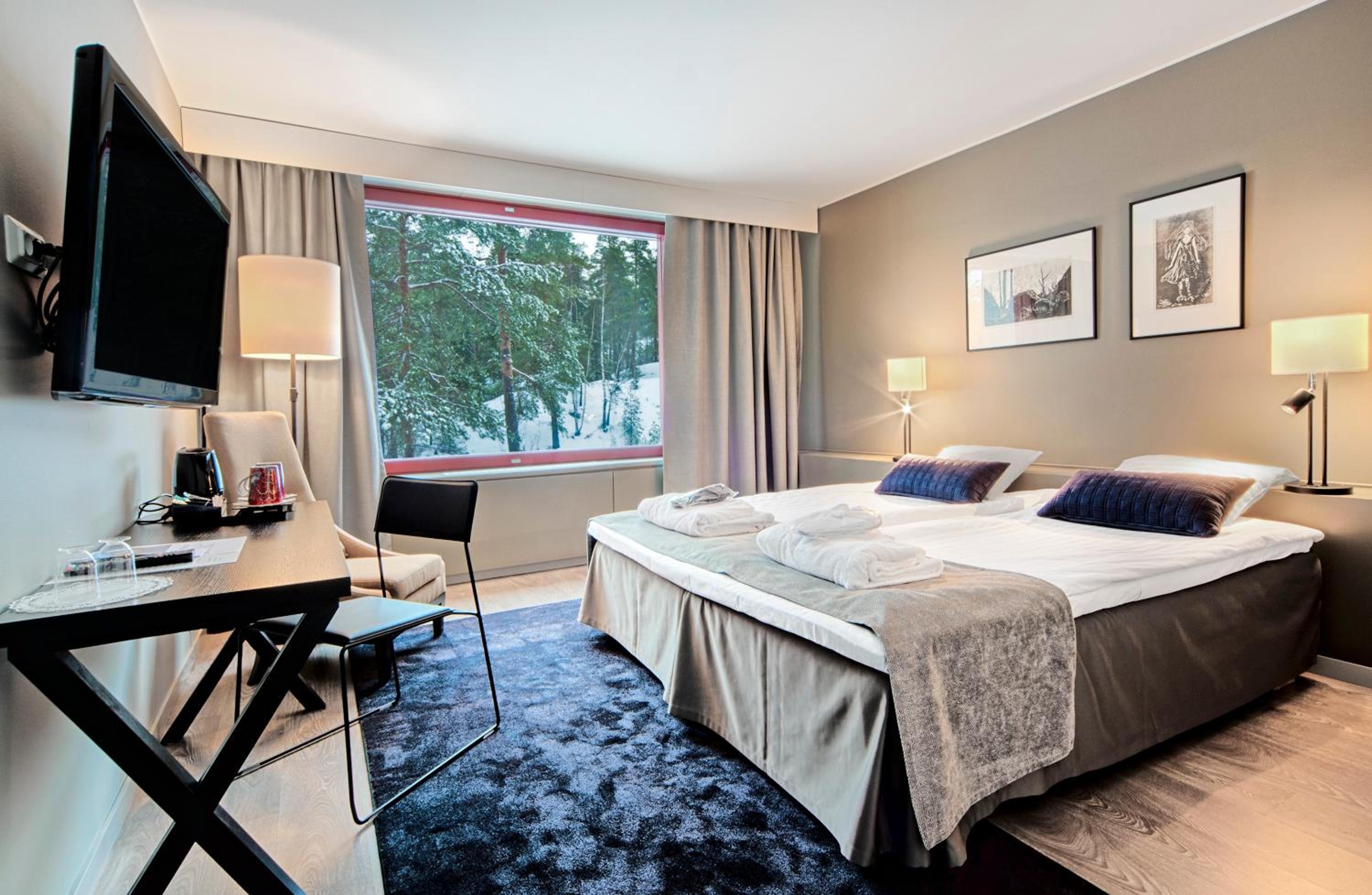 Suite - Photo 6