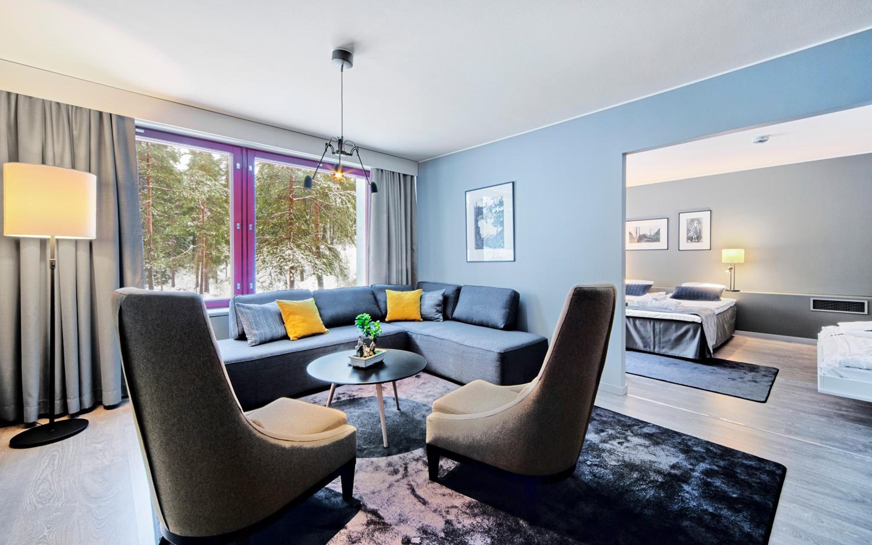 Suite - Photo 3
