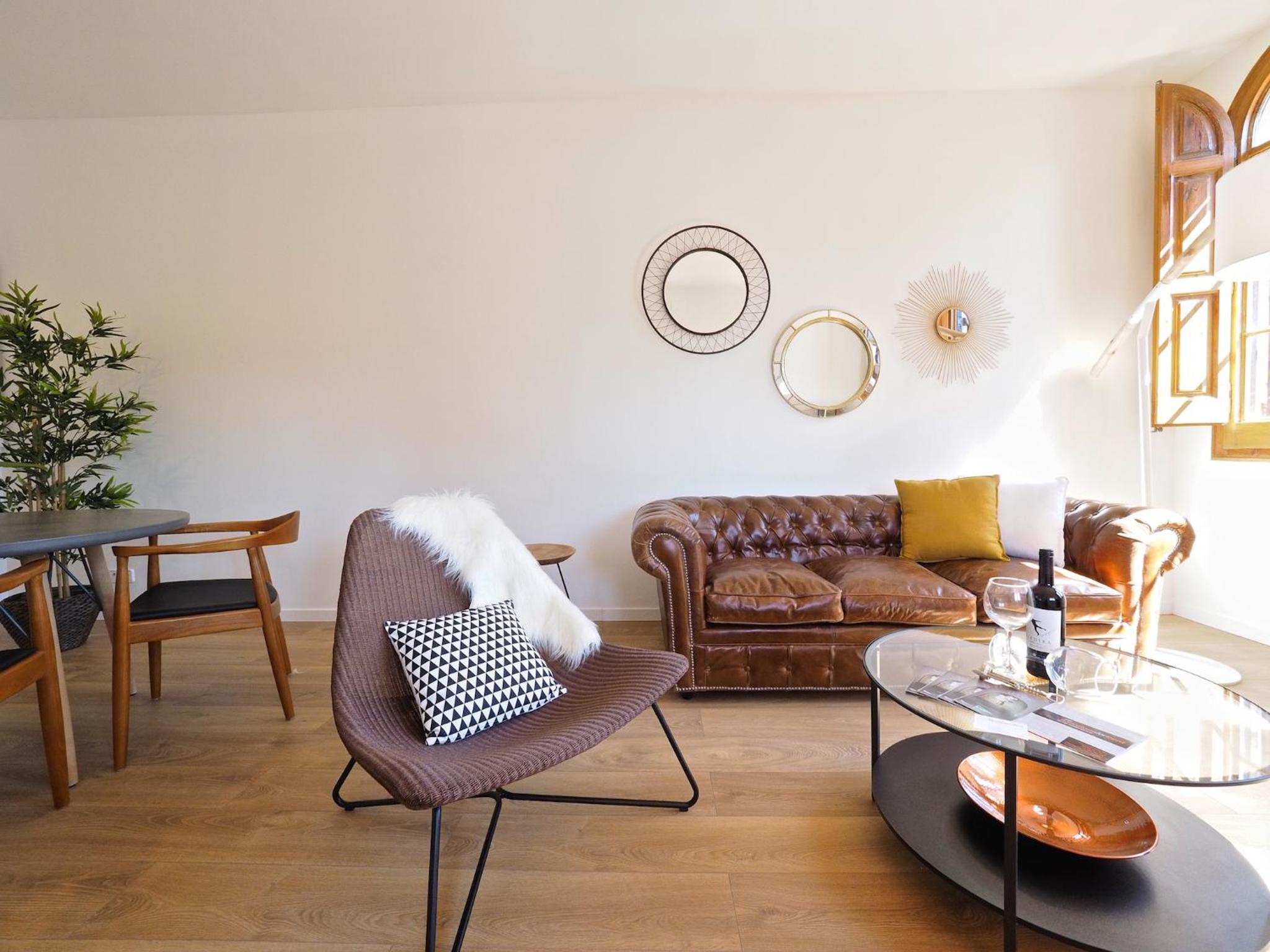 Apartamento de una habitación con terraza privada.