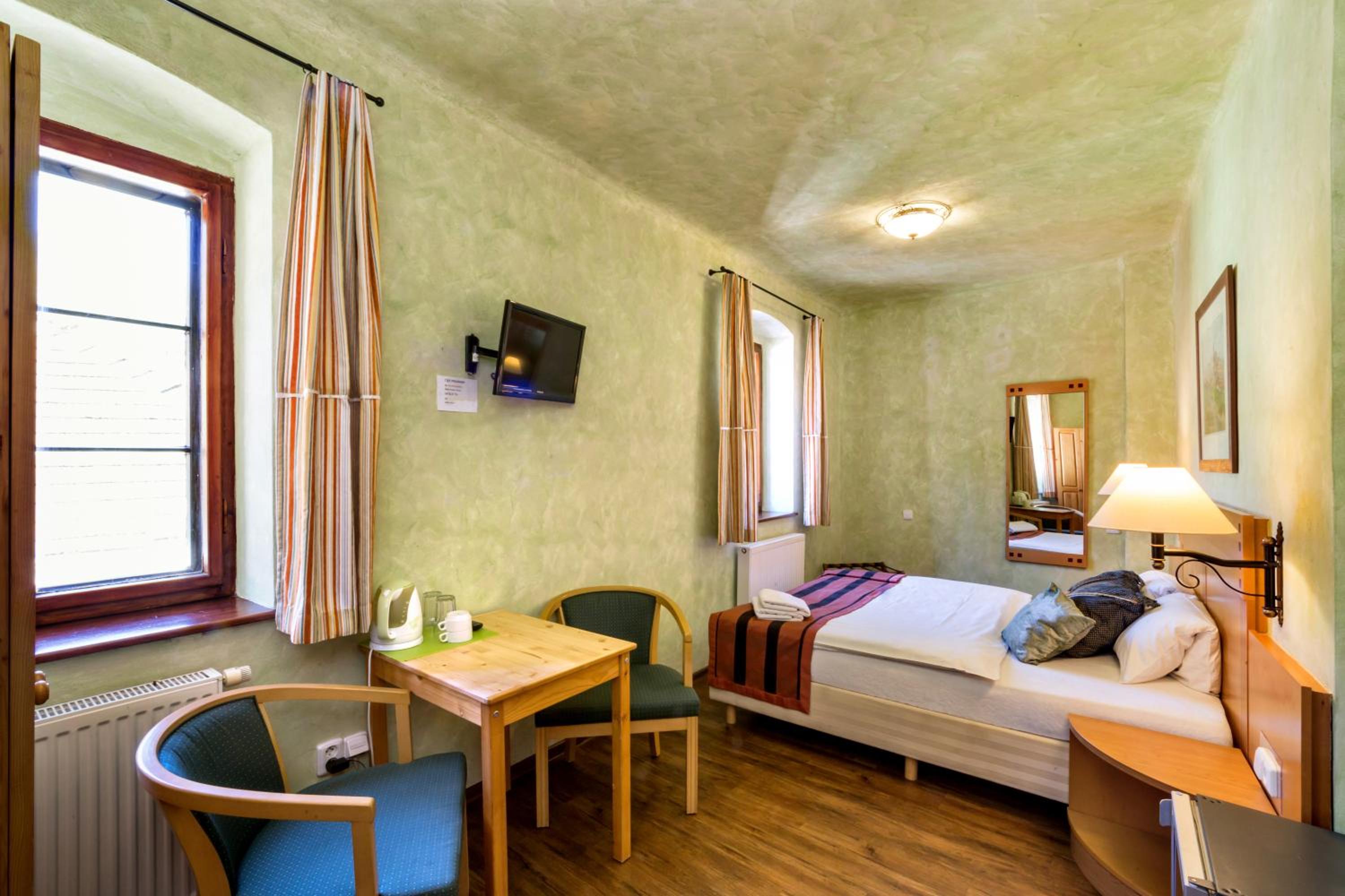 Standard Double Room photo 2