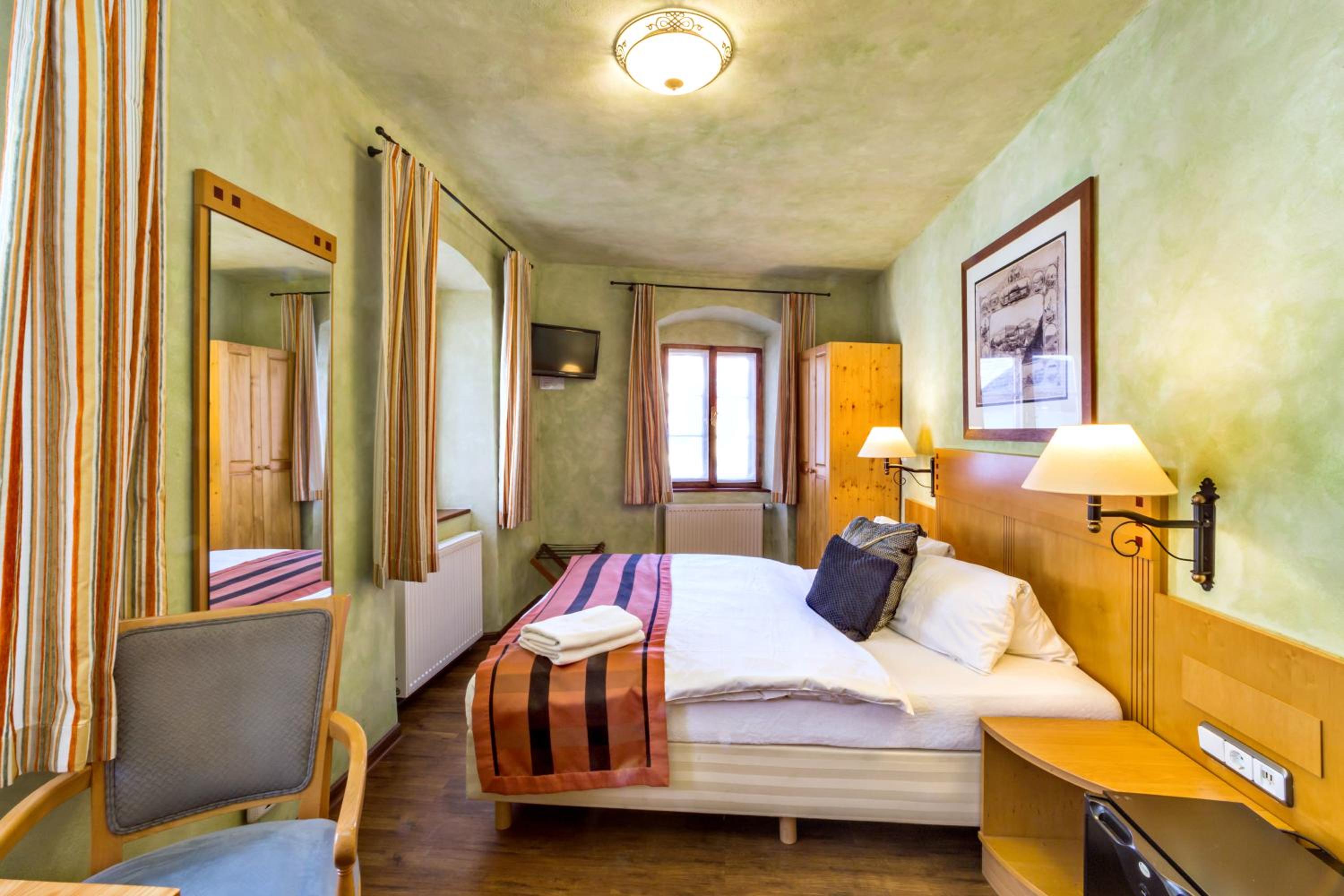 Standard Double Room with River View photo 1