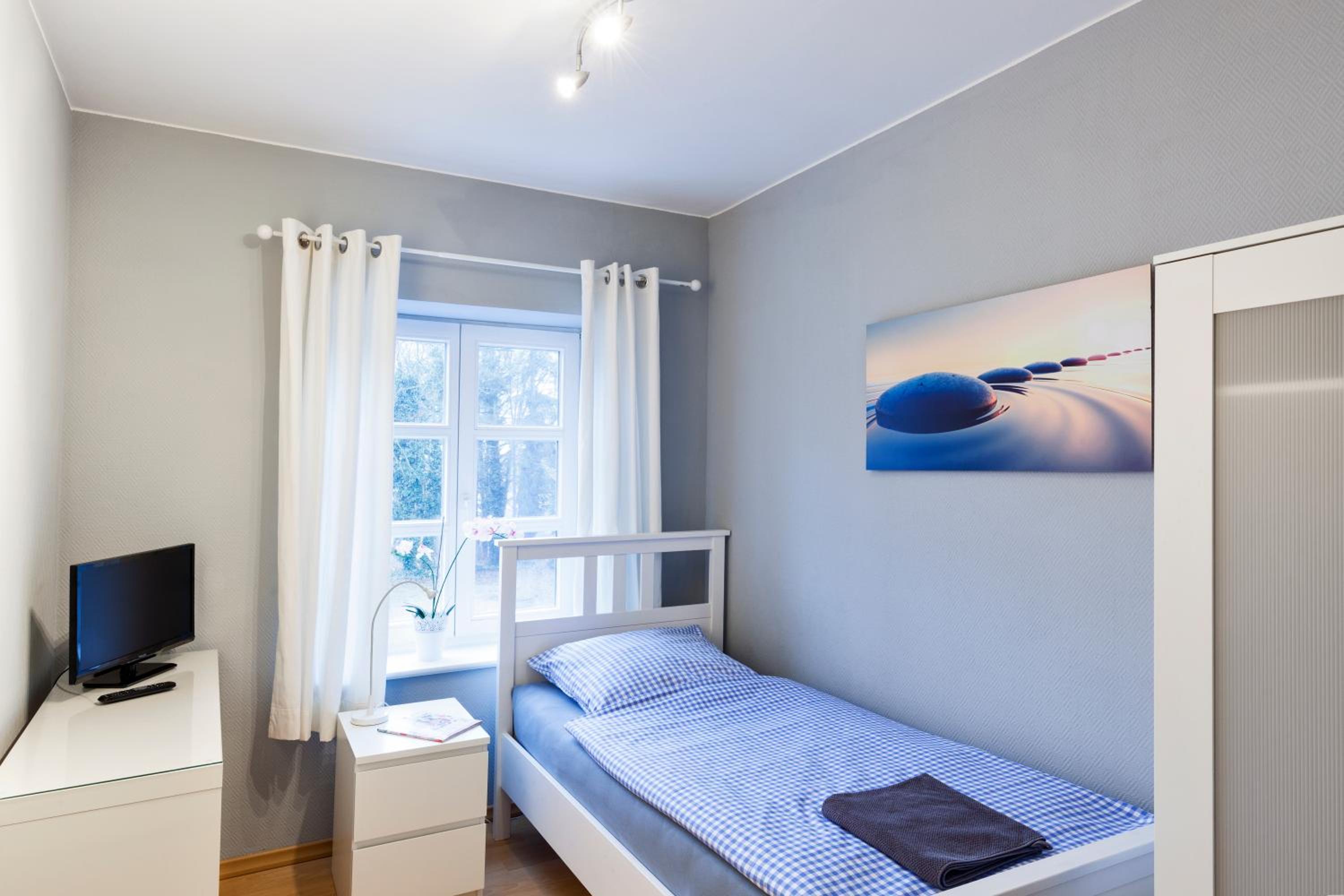 Budget Single Room