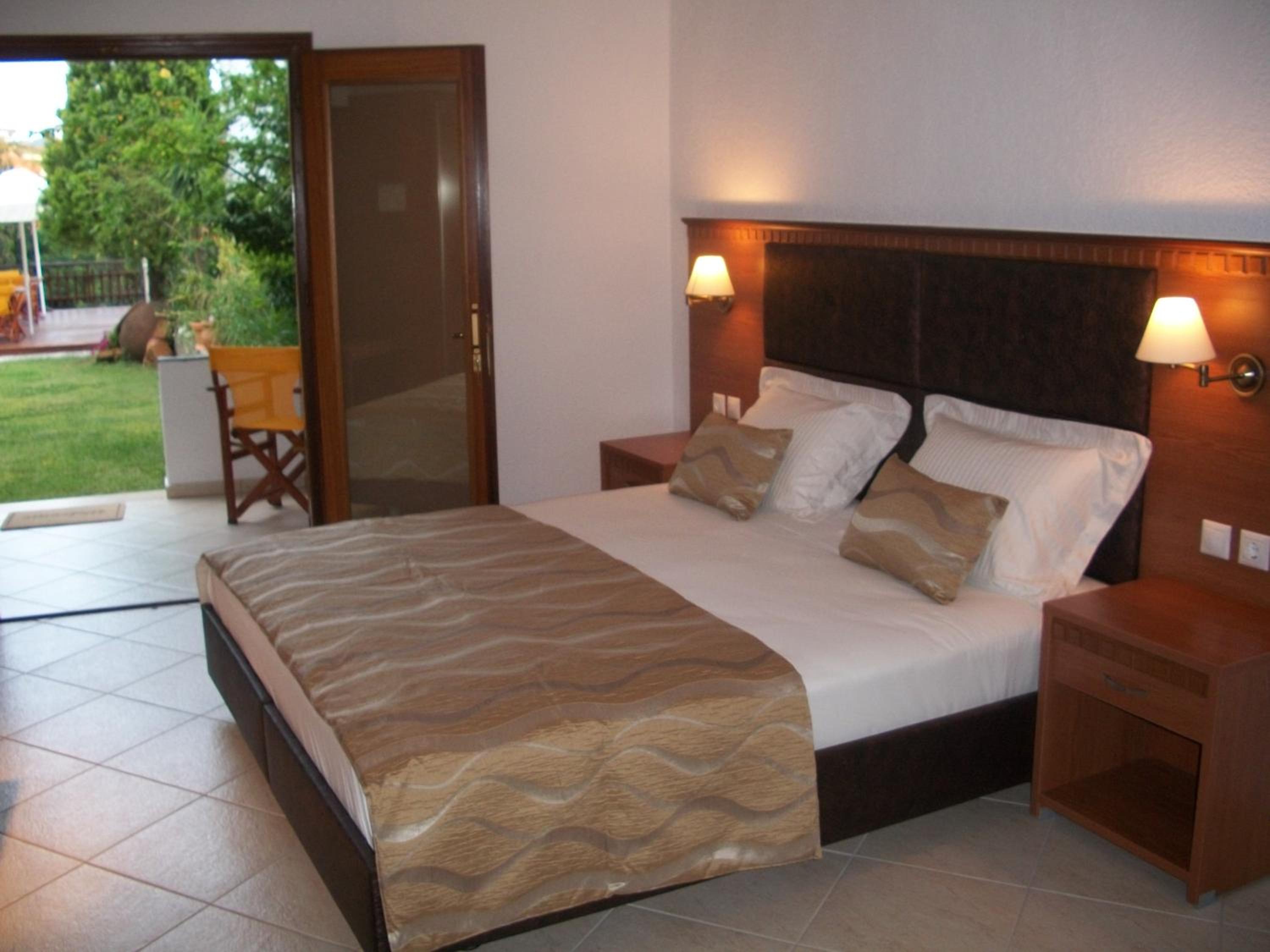 Triple Room - Photo 1