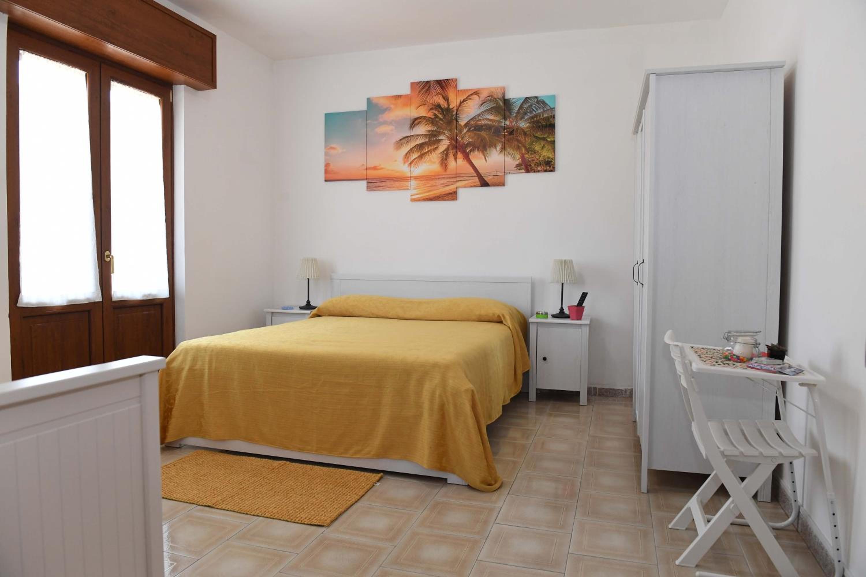 Double Room with Private External Bathroom photo 3