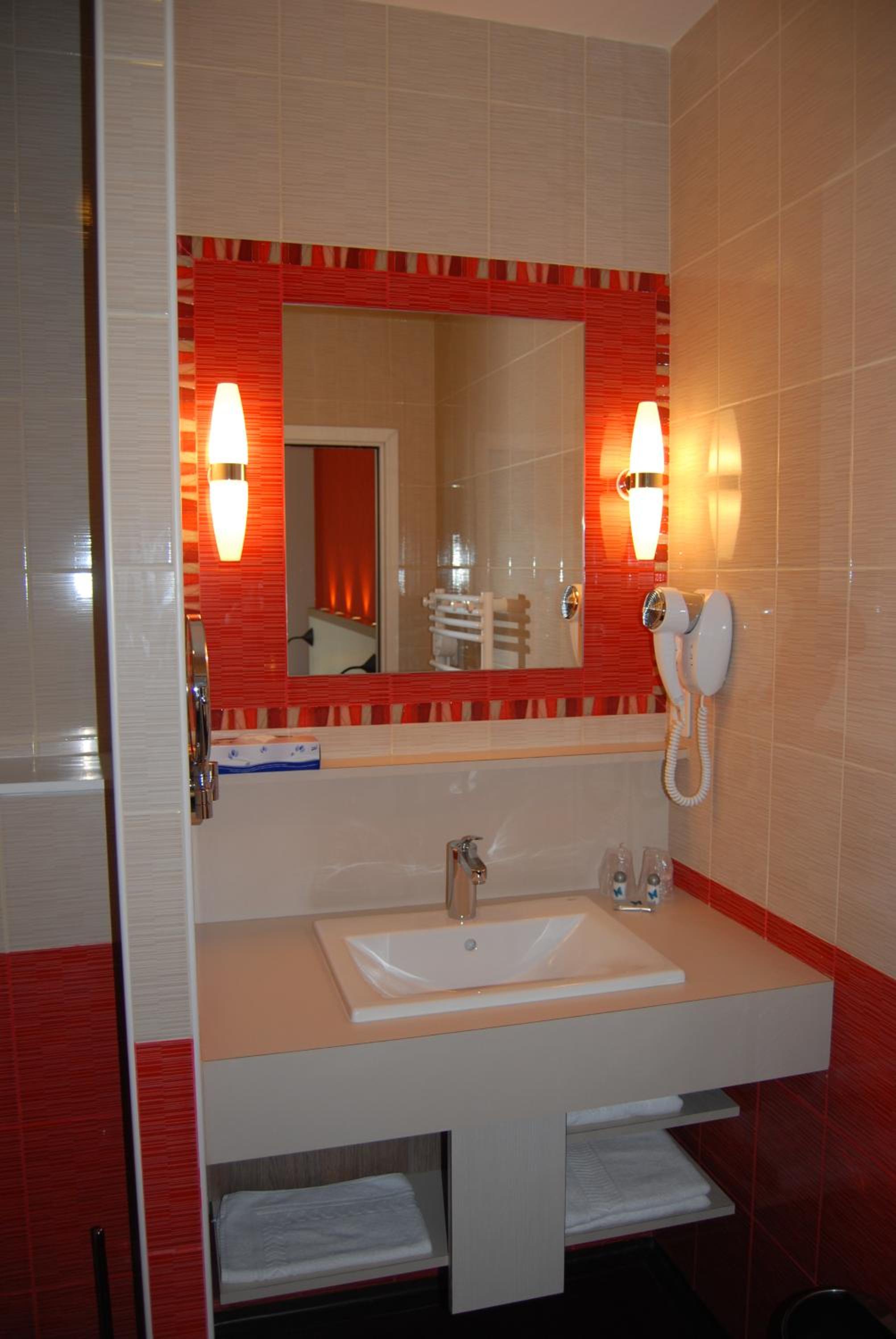 Superior Twin Room - Photo 6