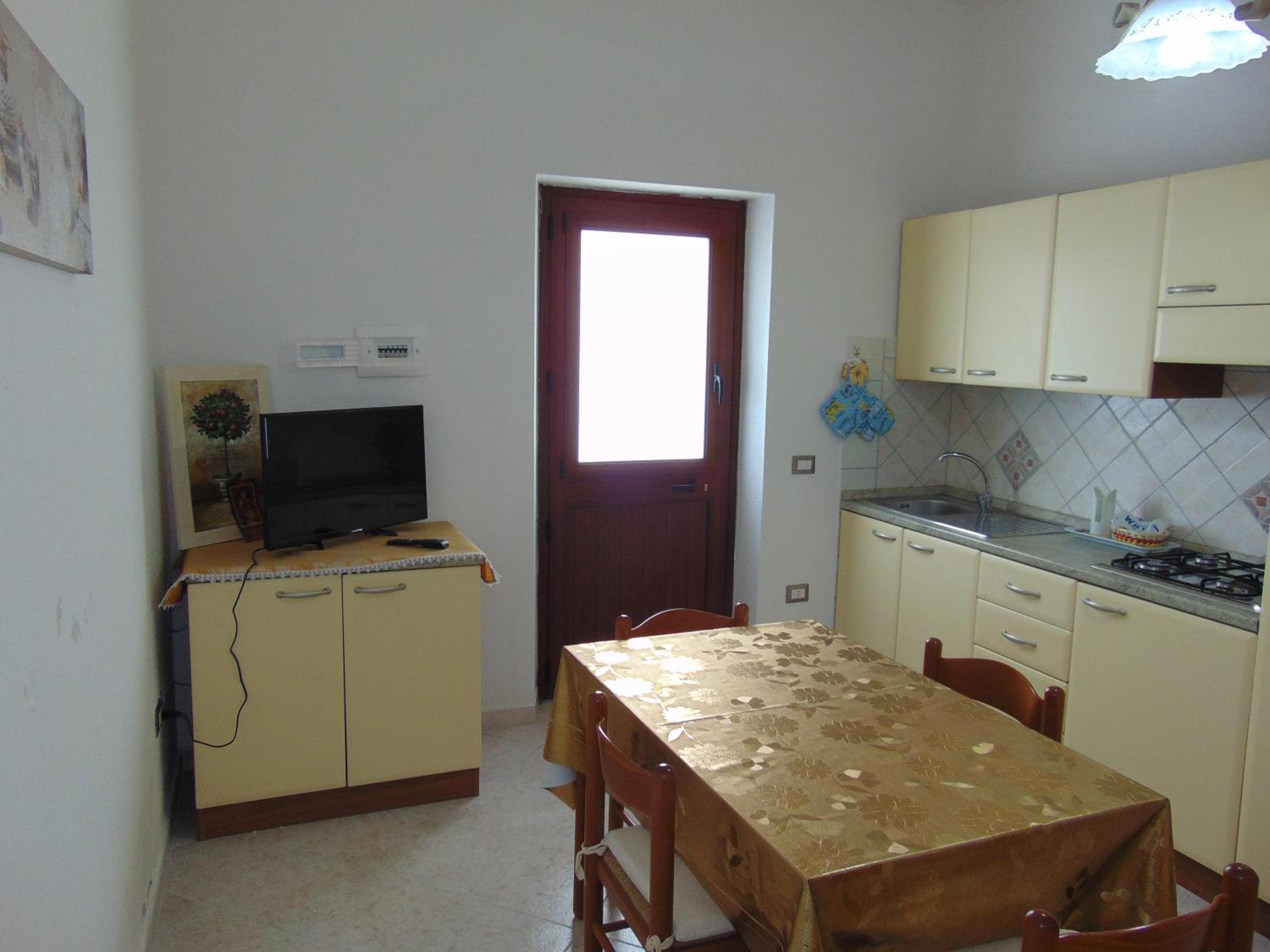 Apartment photo 3