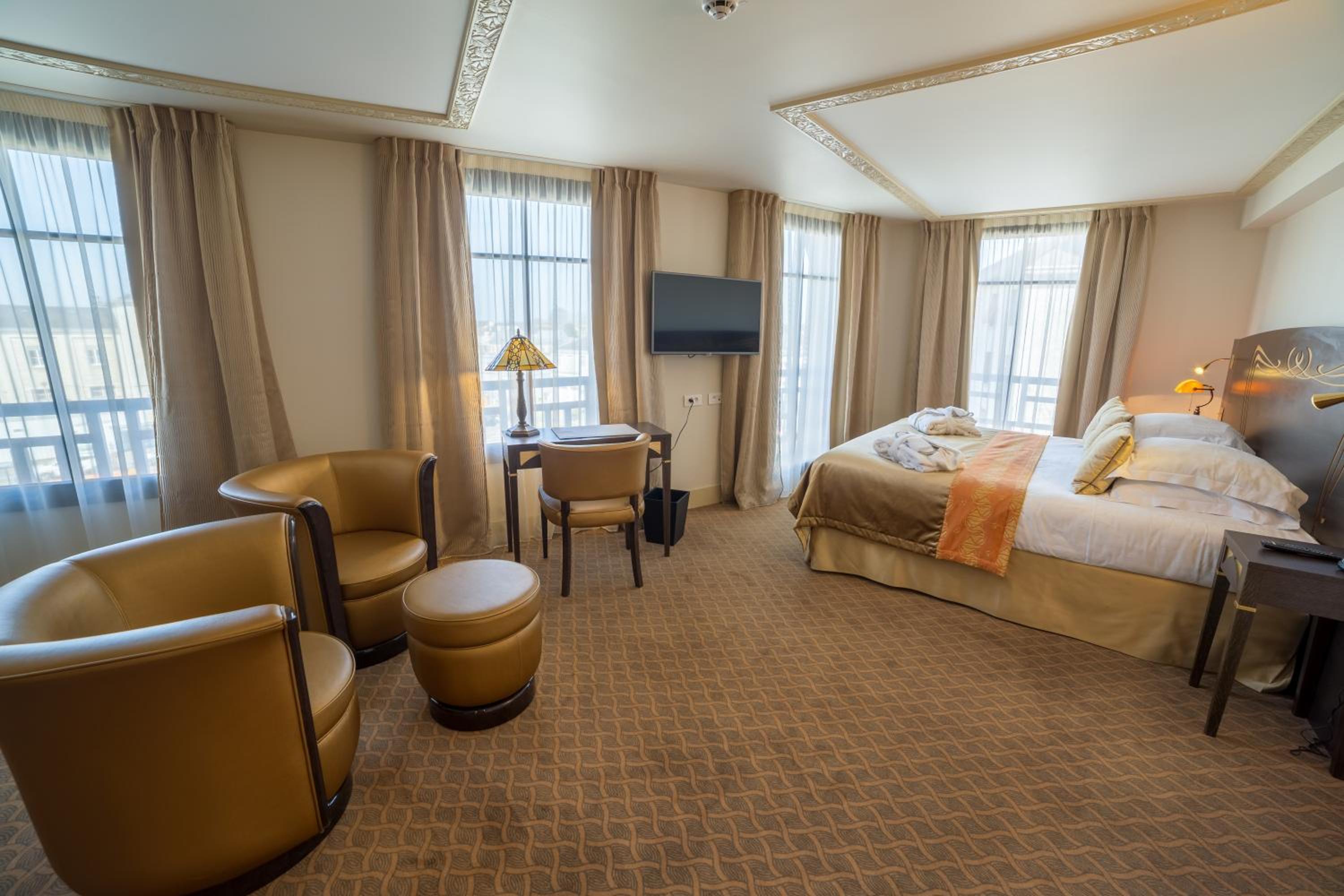 Junior Suite - Photo 9