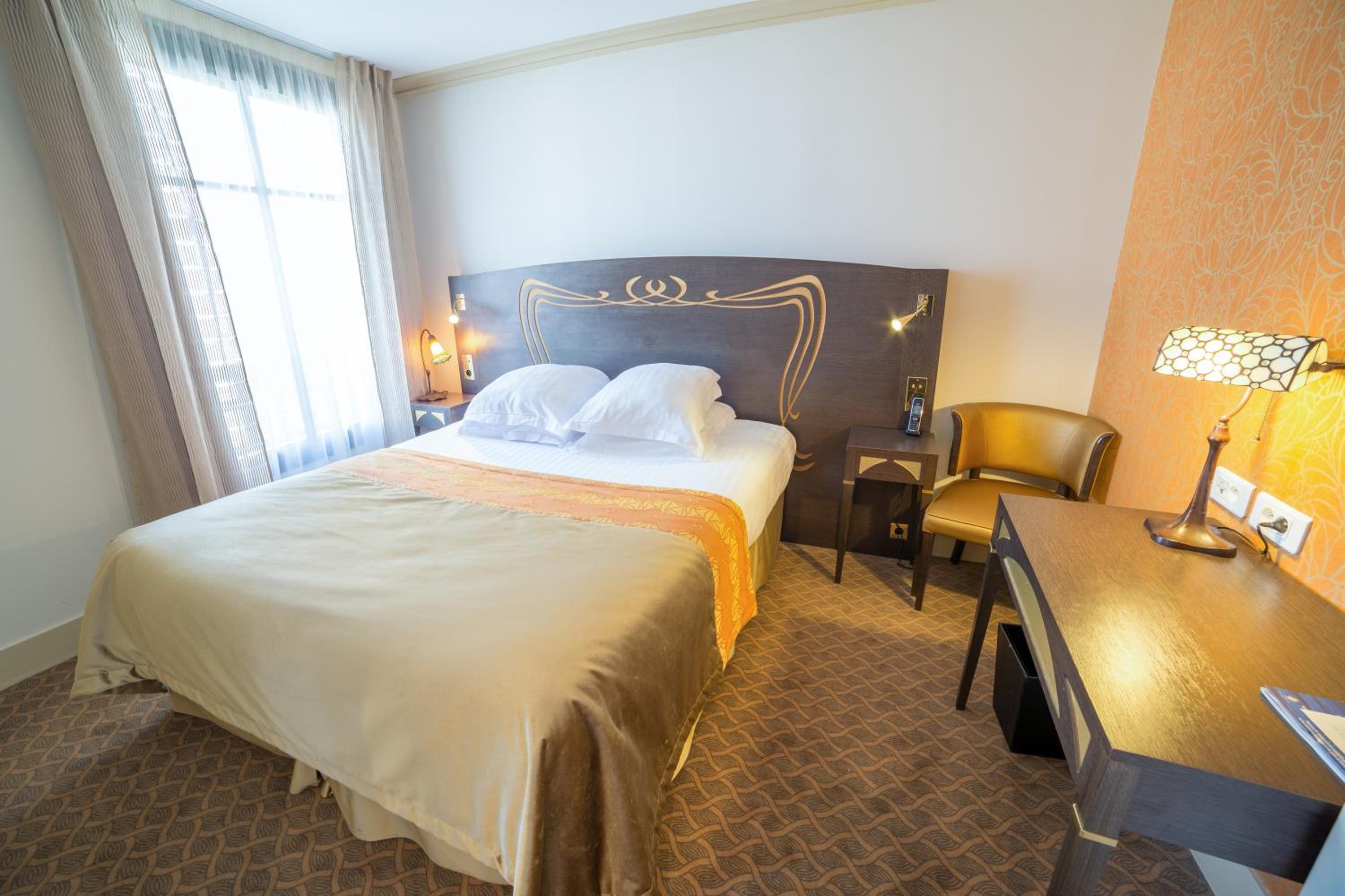 Standard Queen Room - Photo 1