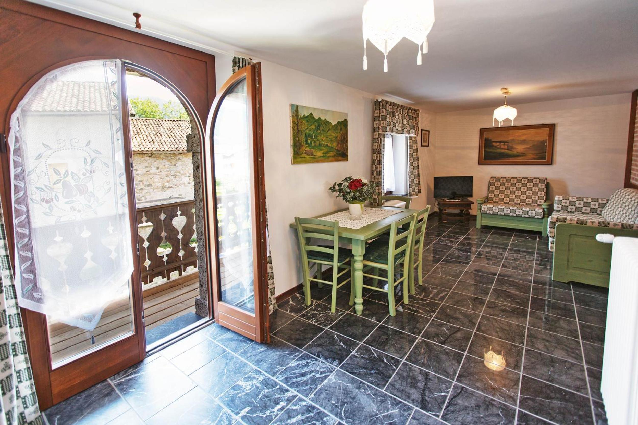 Apartment with Garden View - Photo 16