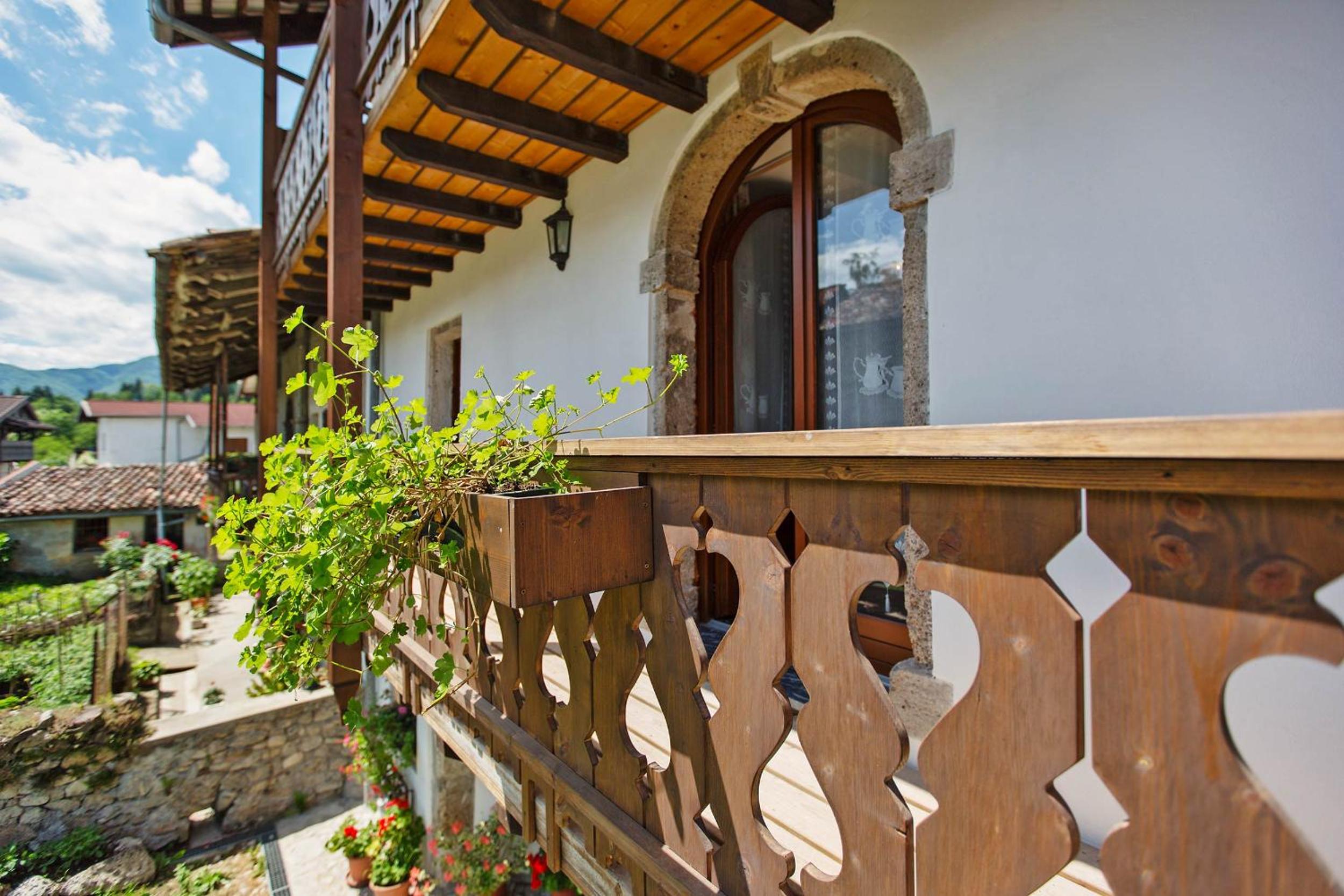 Apartment with Garden View - Photo 20