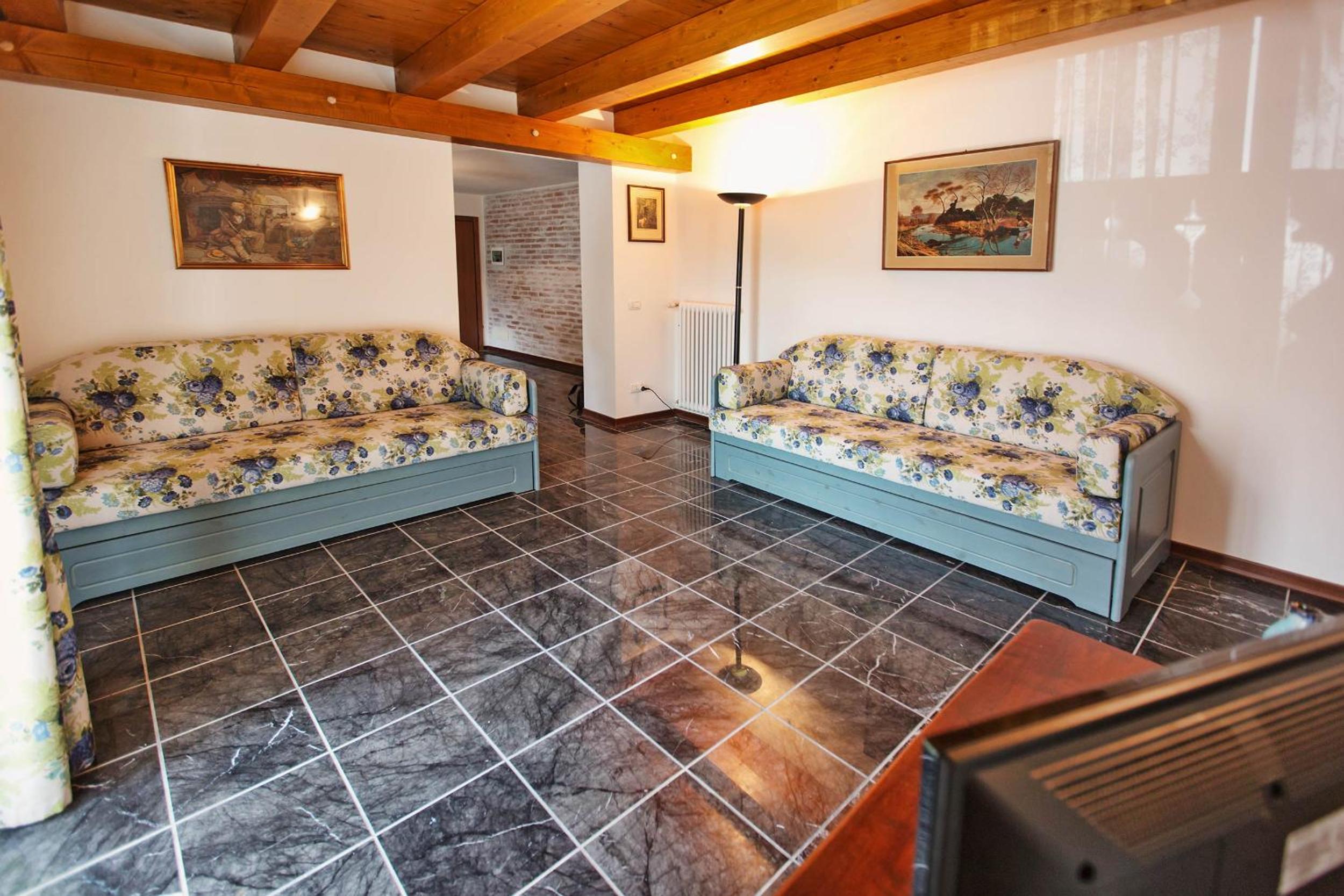 Deluxe Apartment - Photo 6