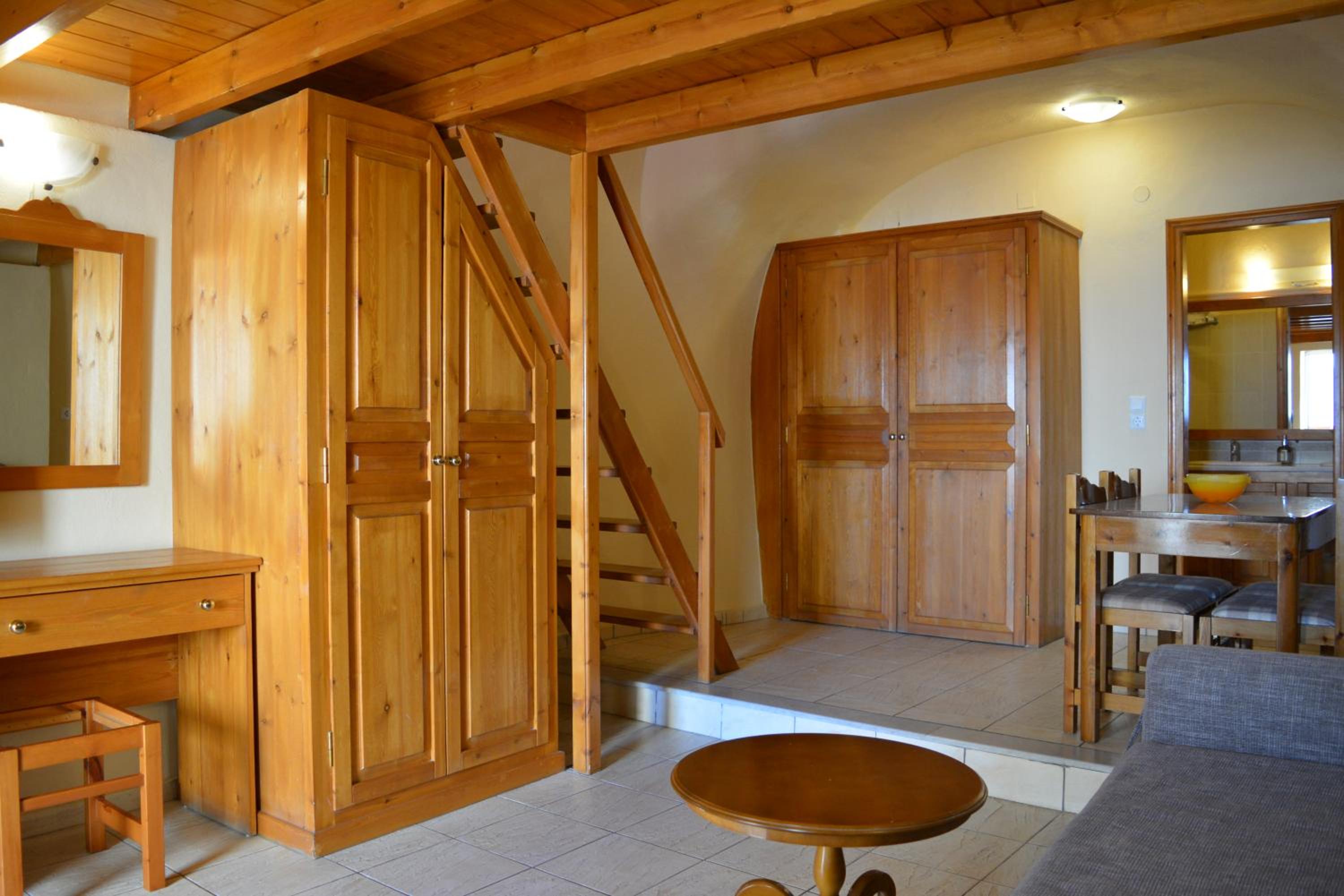 Apartment - Split Level photo 1