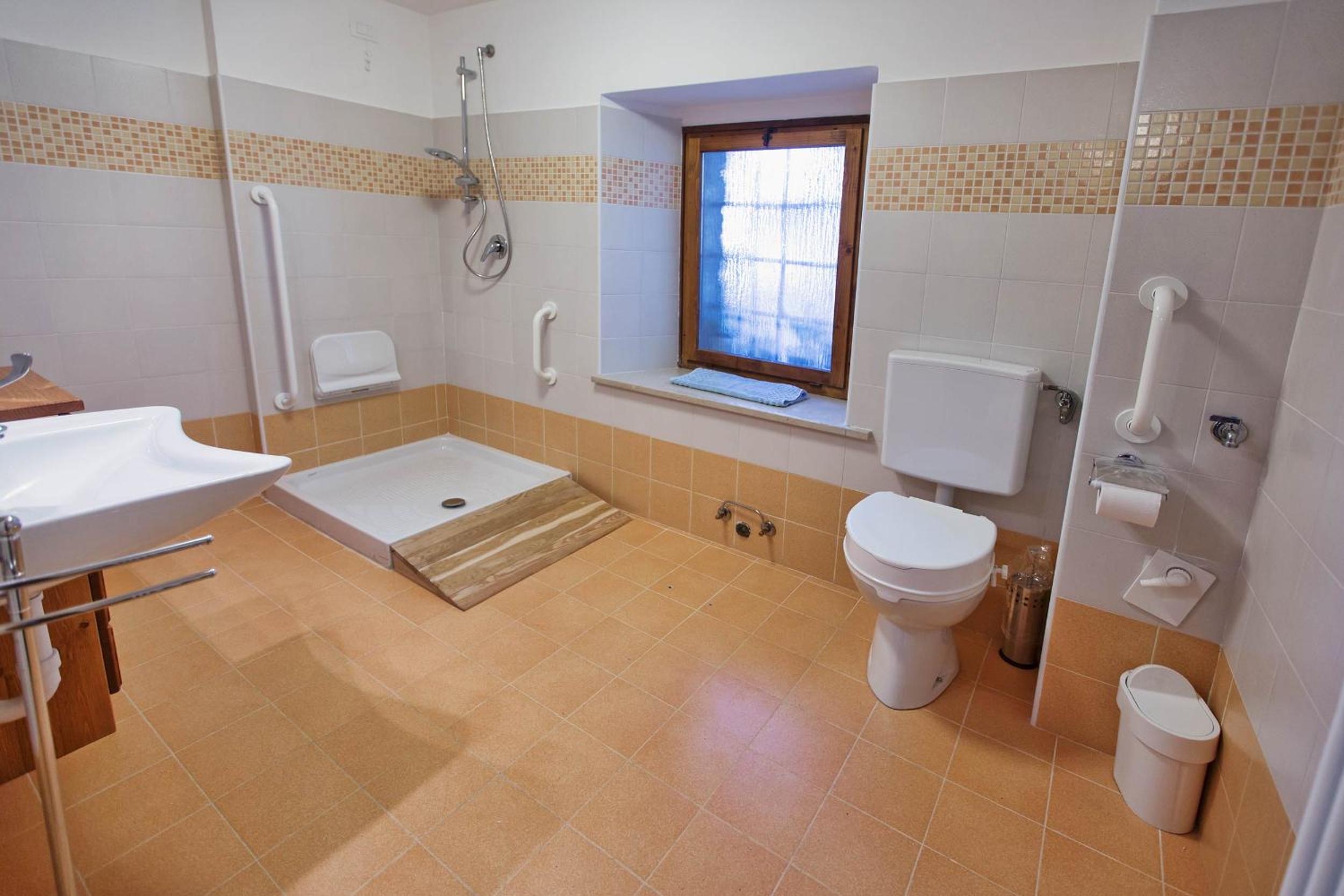 Apartment - Photo 11