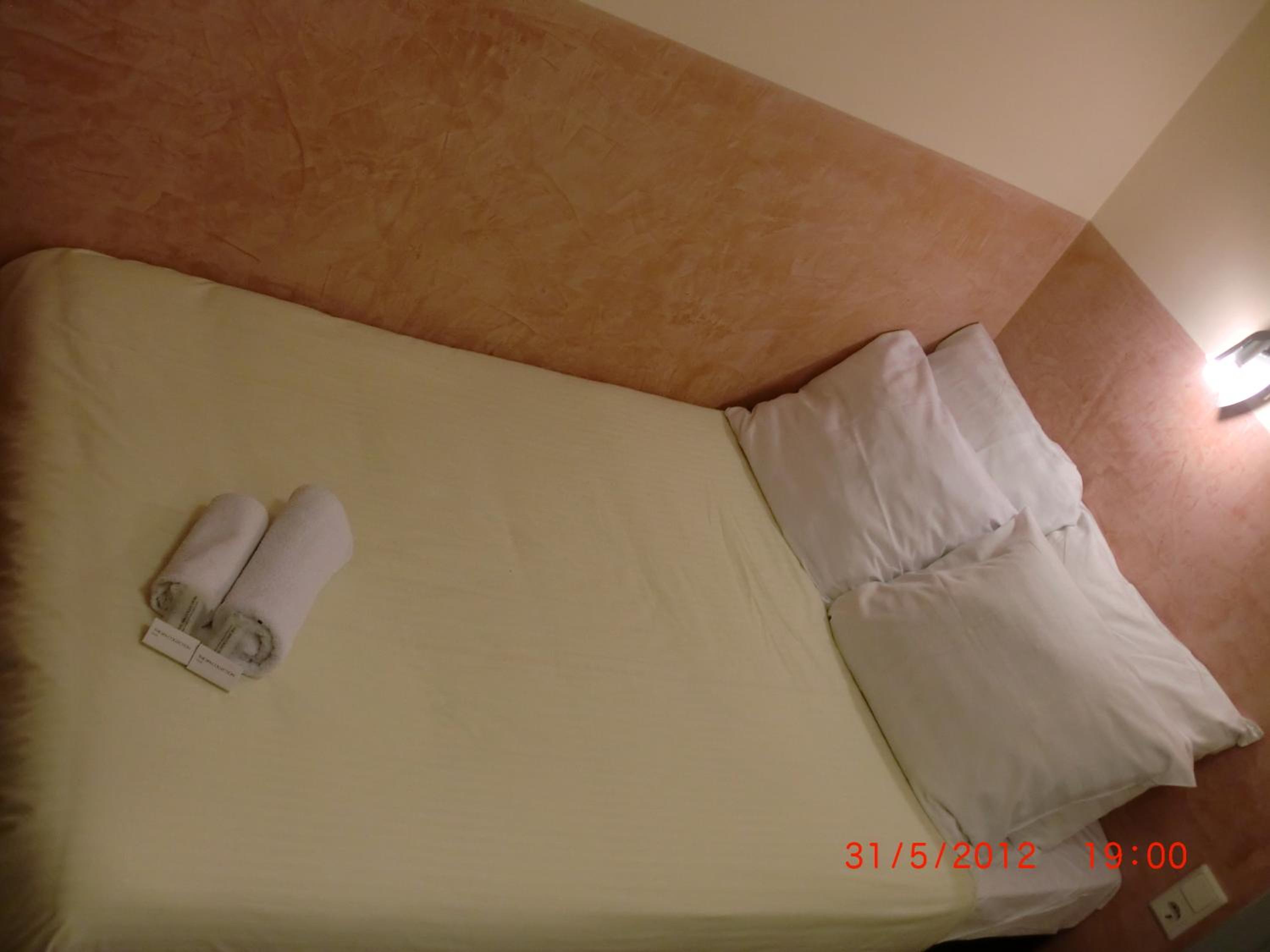Single Room photo 1
