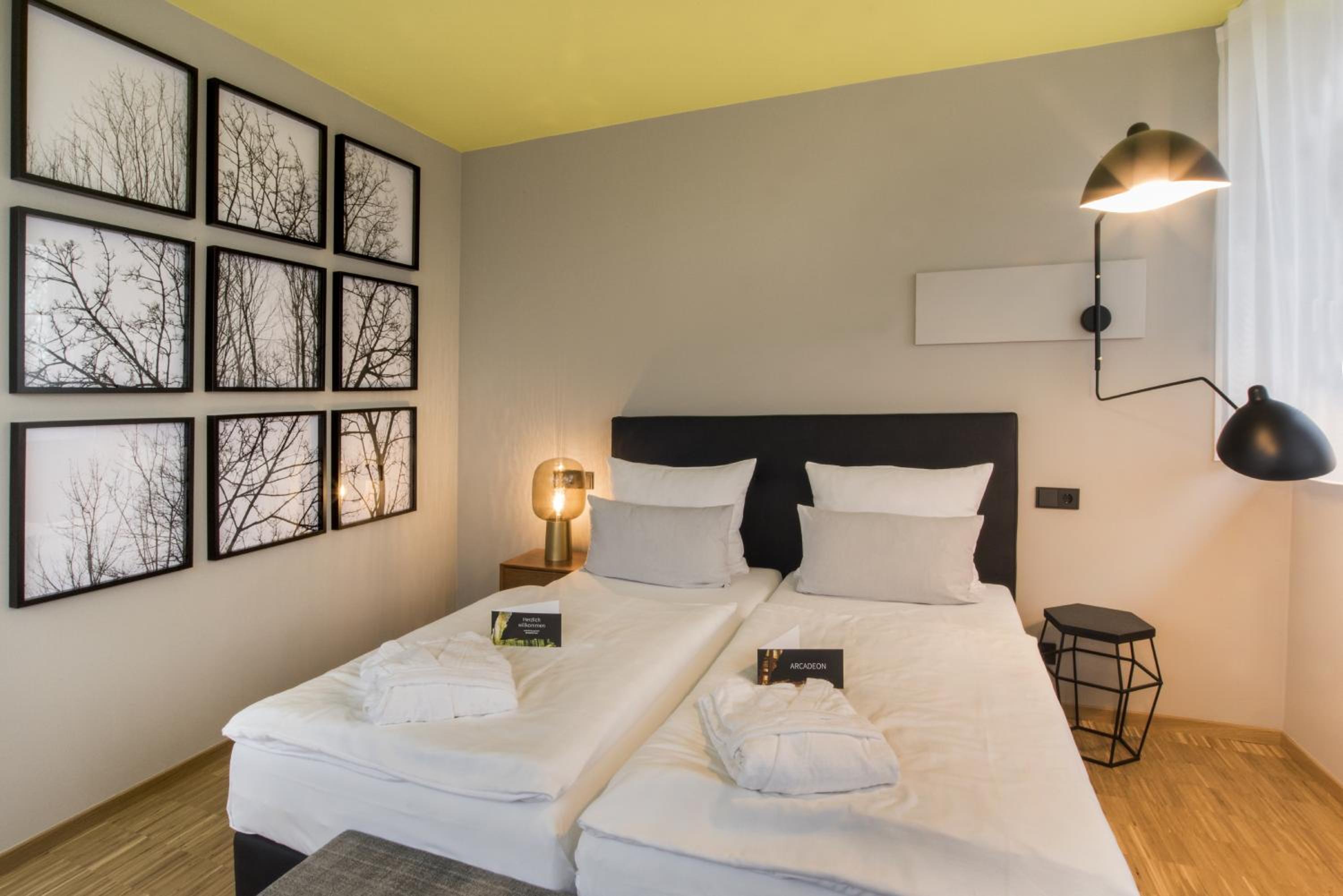 One-Bedroom Suite - Photo 1