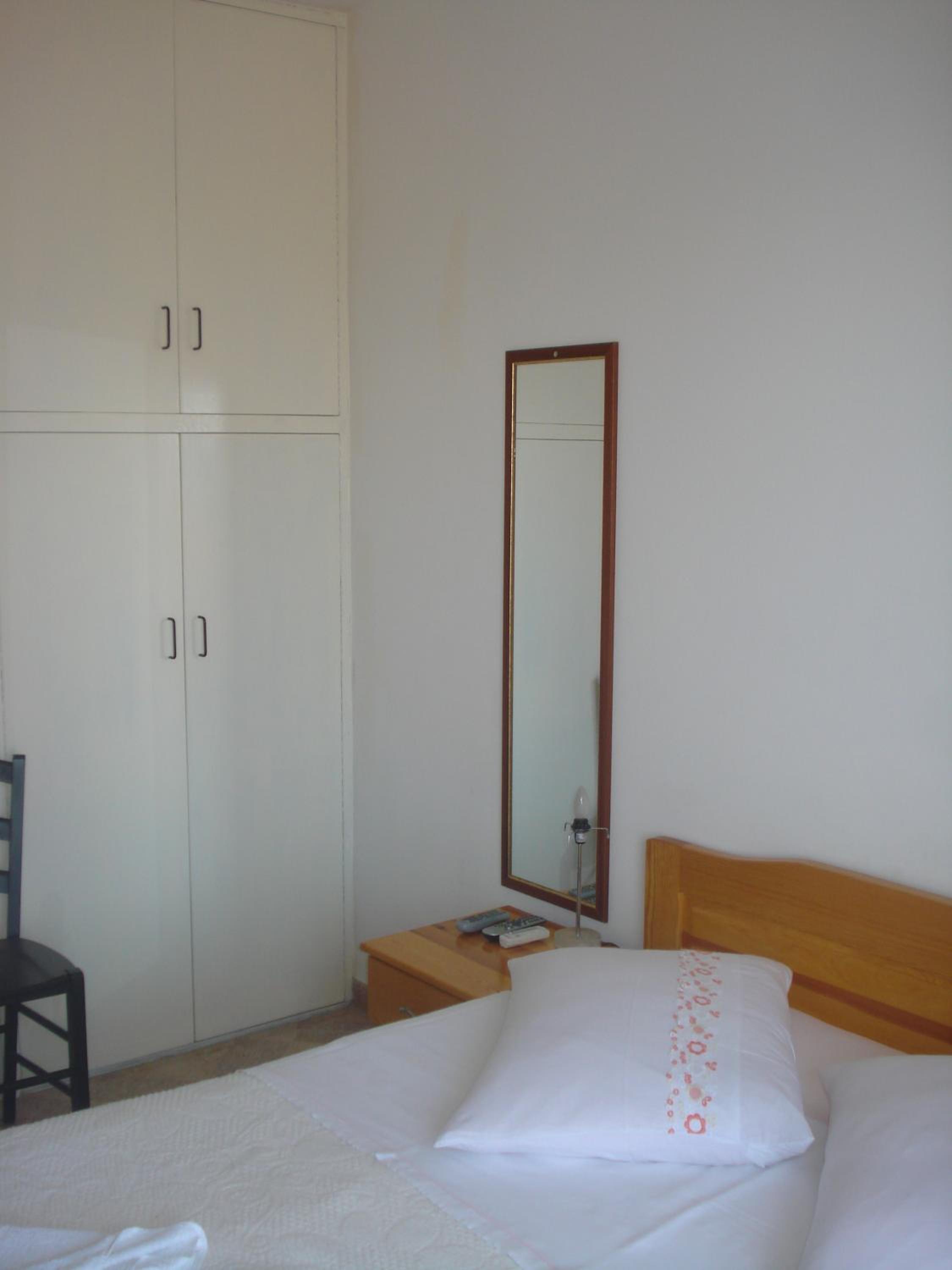 Studio with Balcony and Sea View (3 Adults) photo 3
