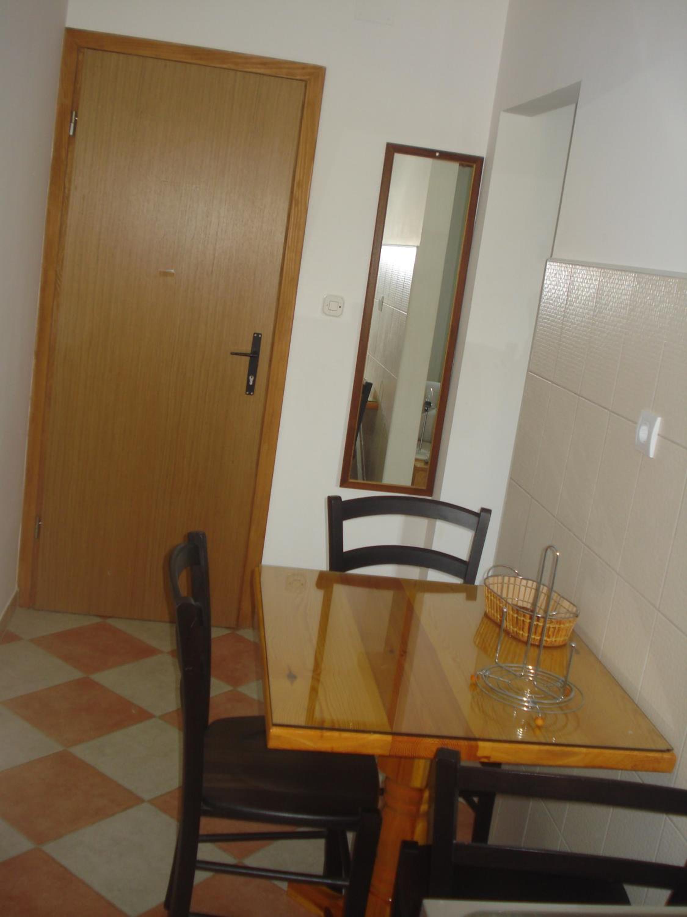 Studio (3 Adults) - Photo 6