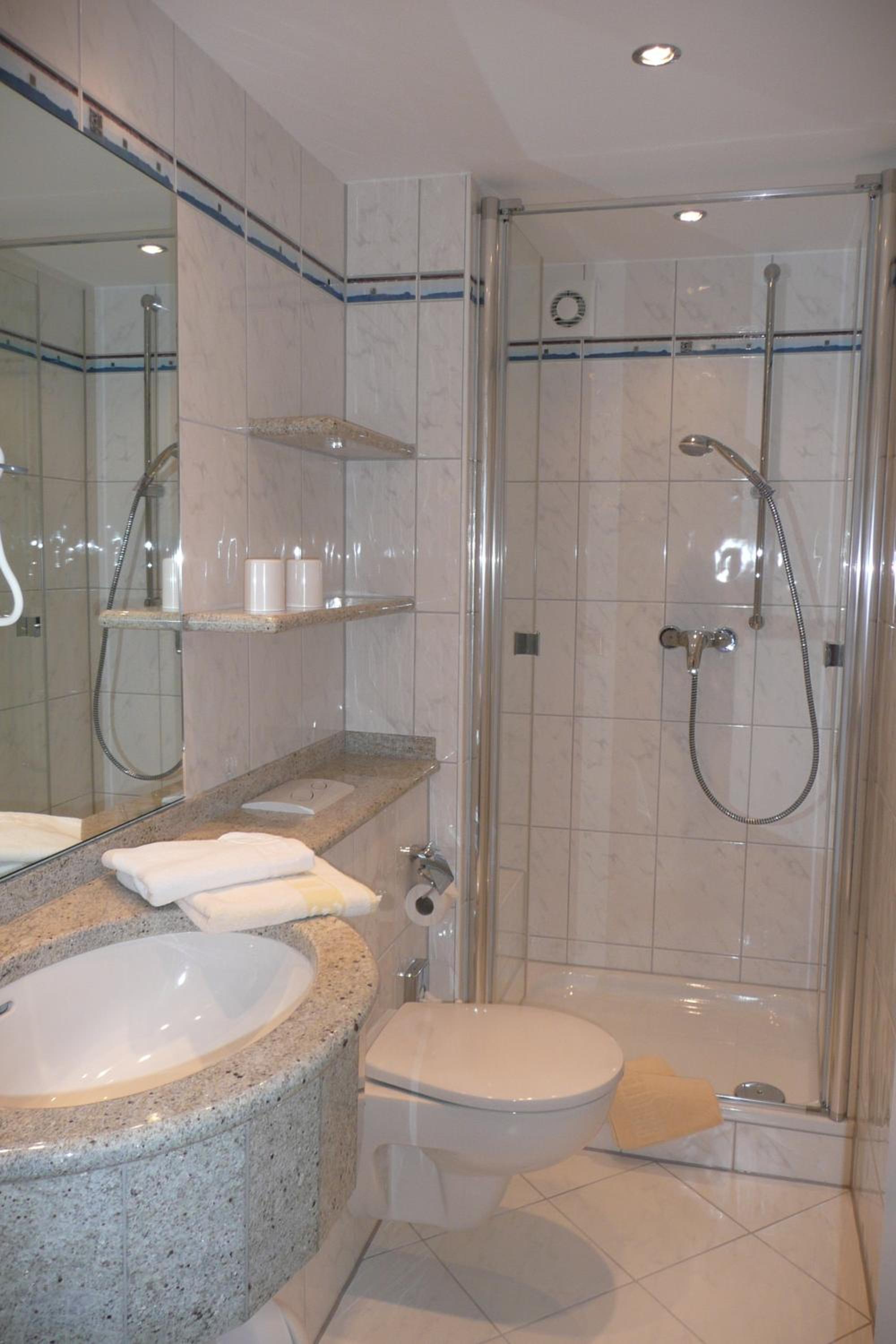 Double Room with Sea View - Photo 7