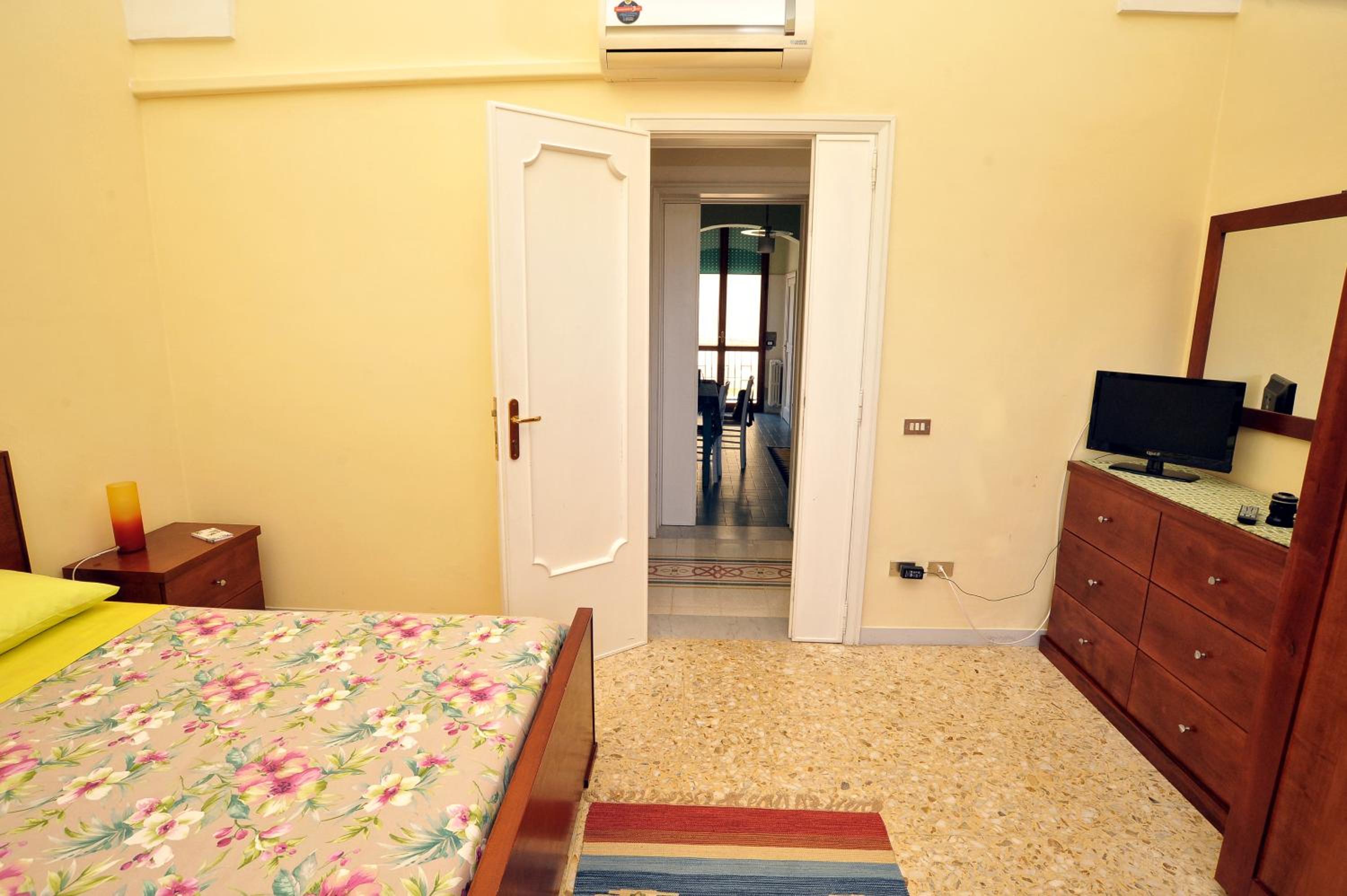 Double Room with Private External Bathroom
