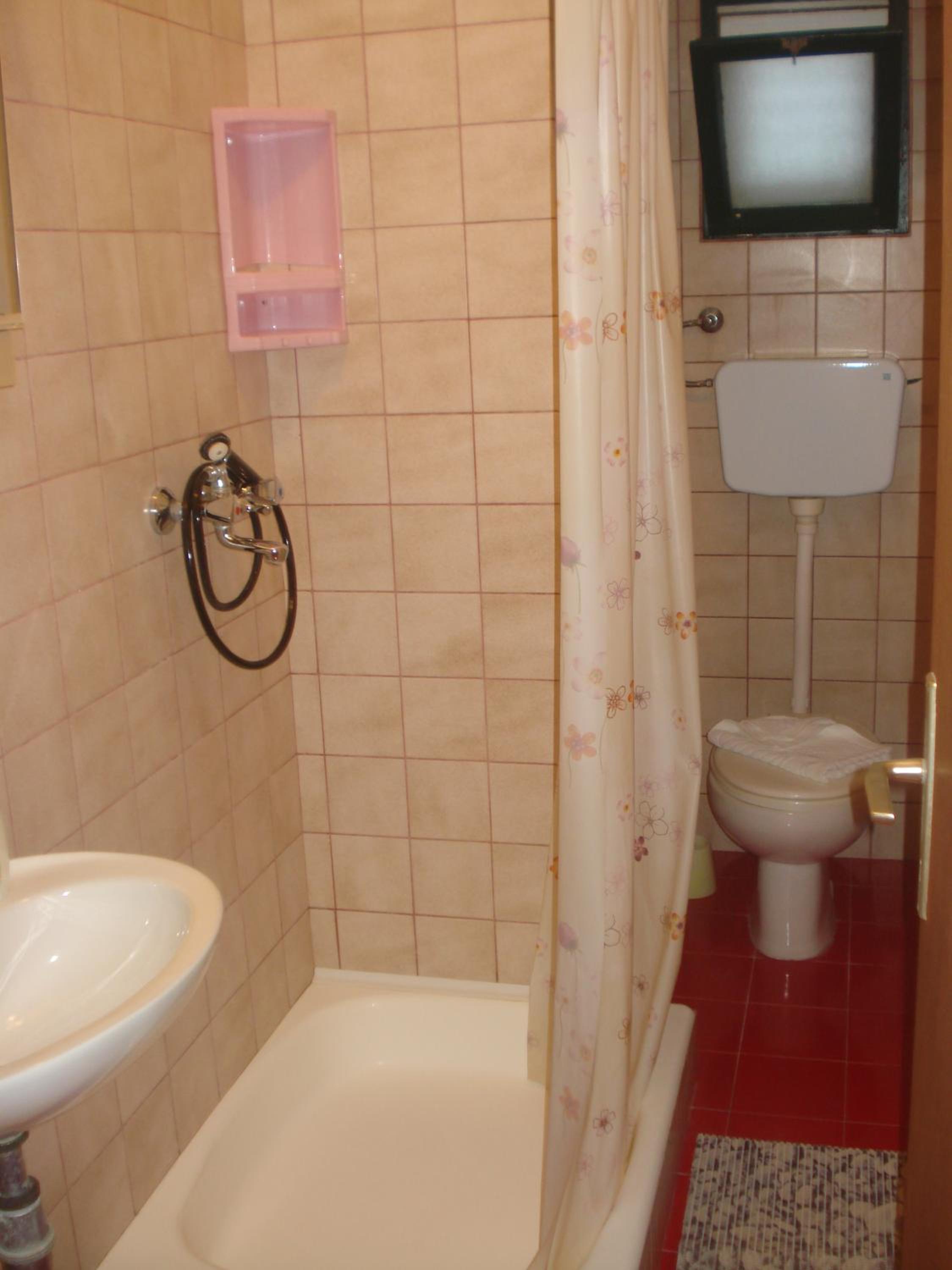 Studio (3 Adults) - Photo 14