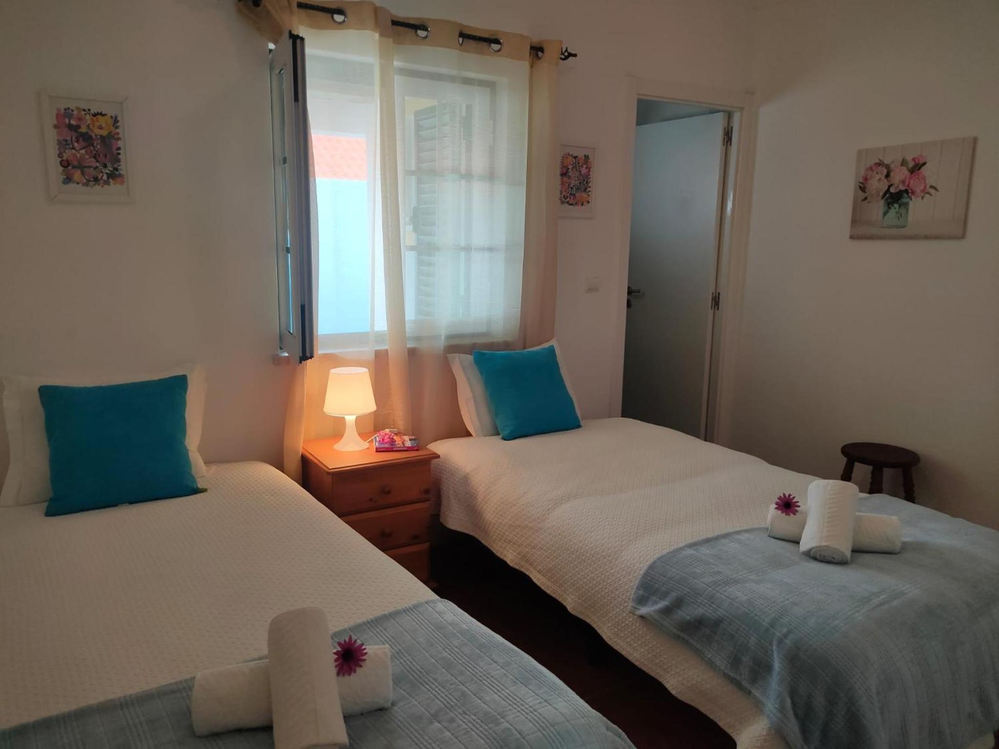 Twin Room with Private Bathroom photo 1