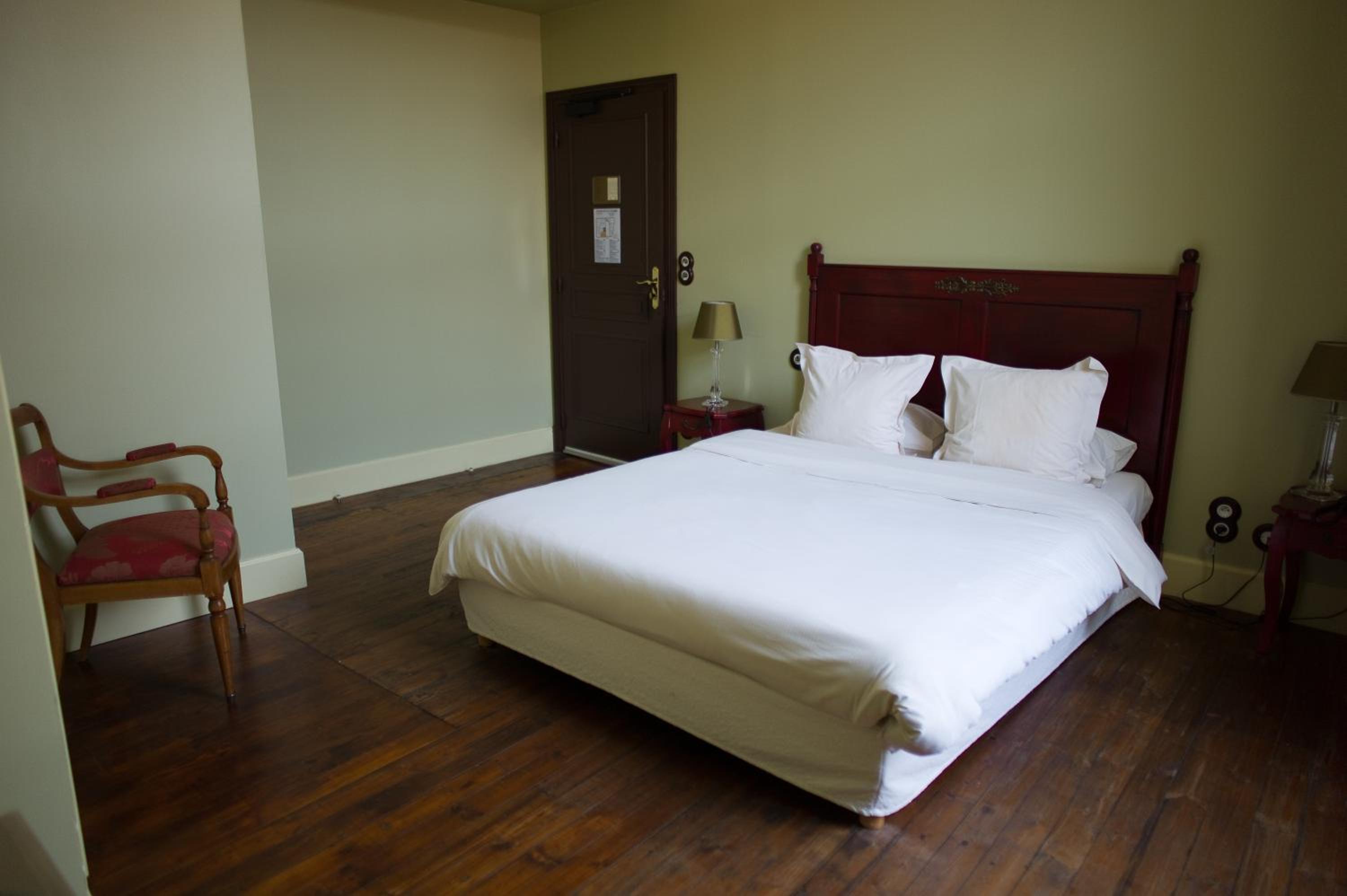 Rouge Double Room photo 3