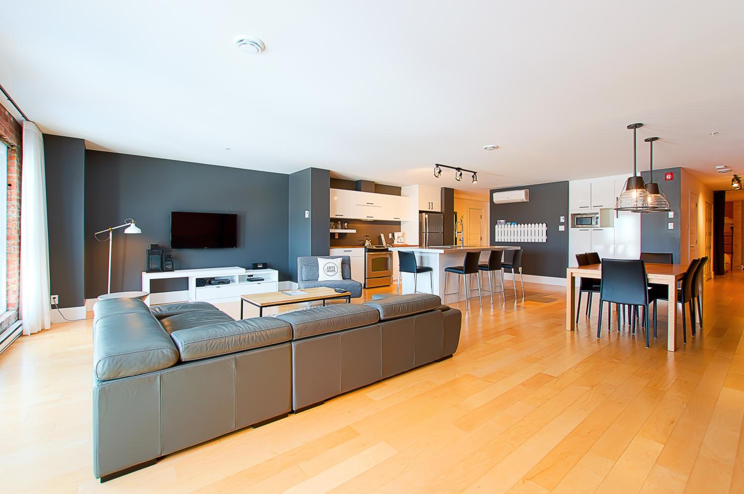 Penthouse Family Apartment with Bunk Bed 403 - City View