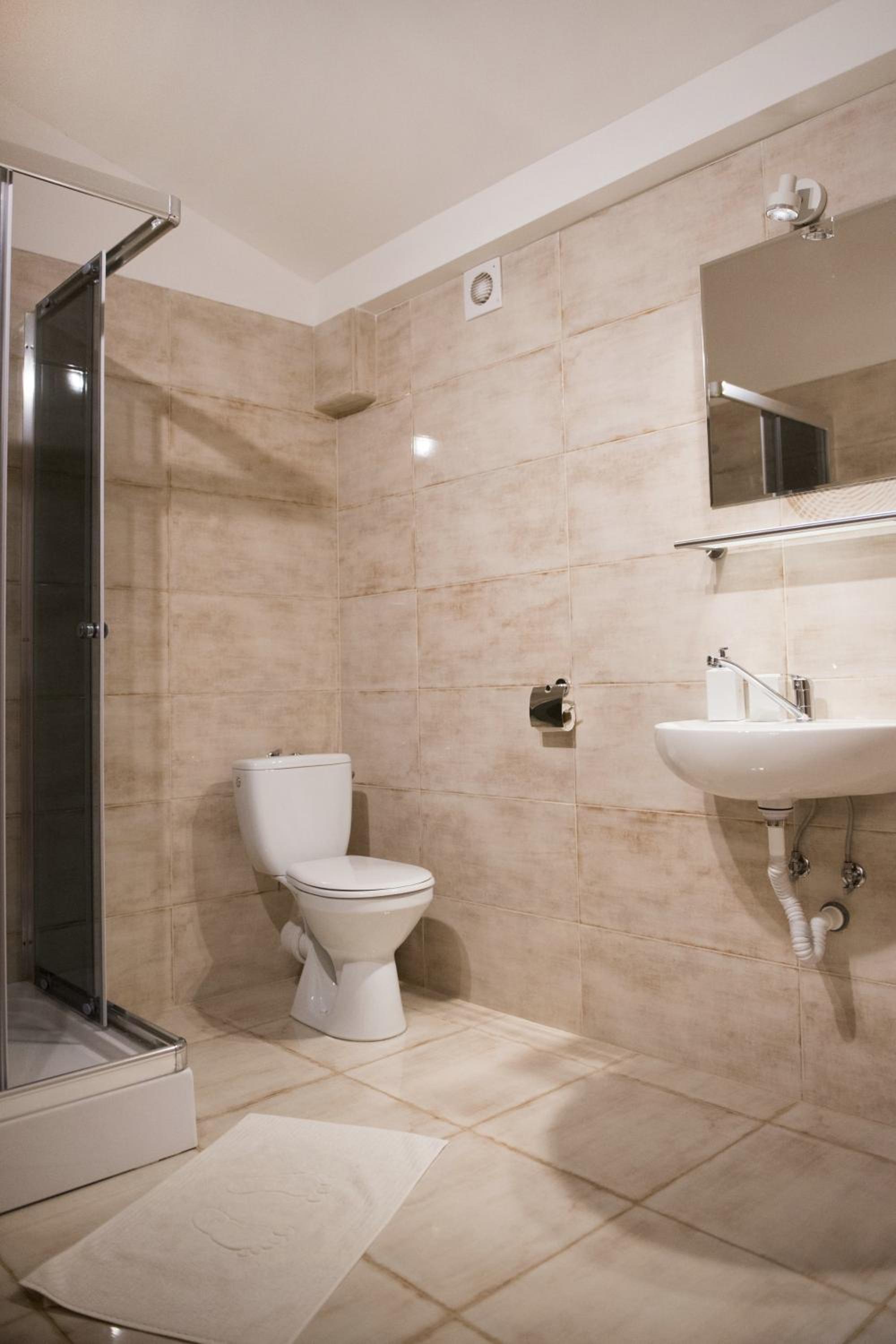 Apartment - Photo 8