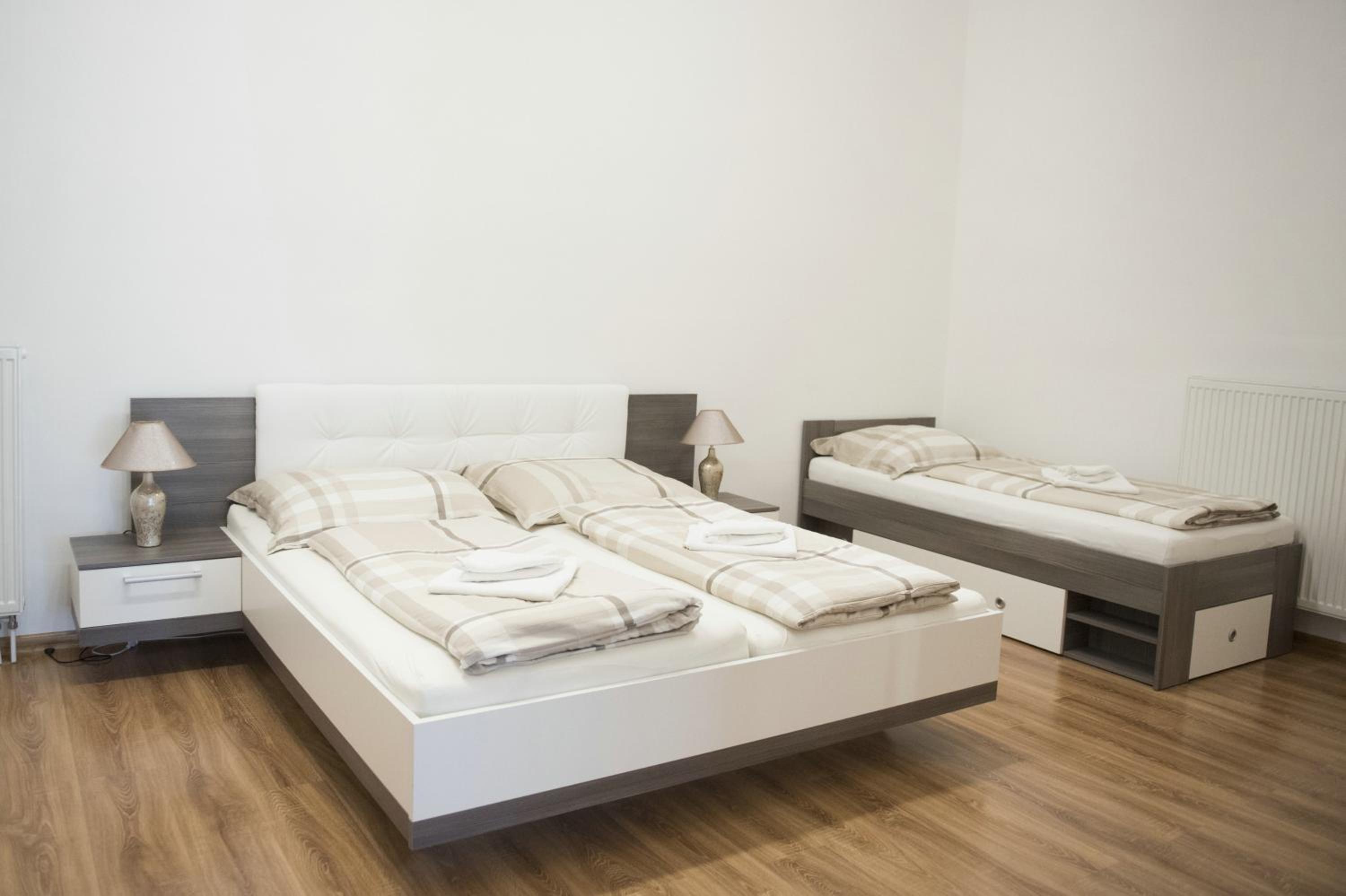 Apartment - Photo 1