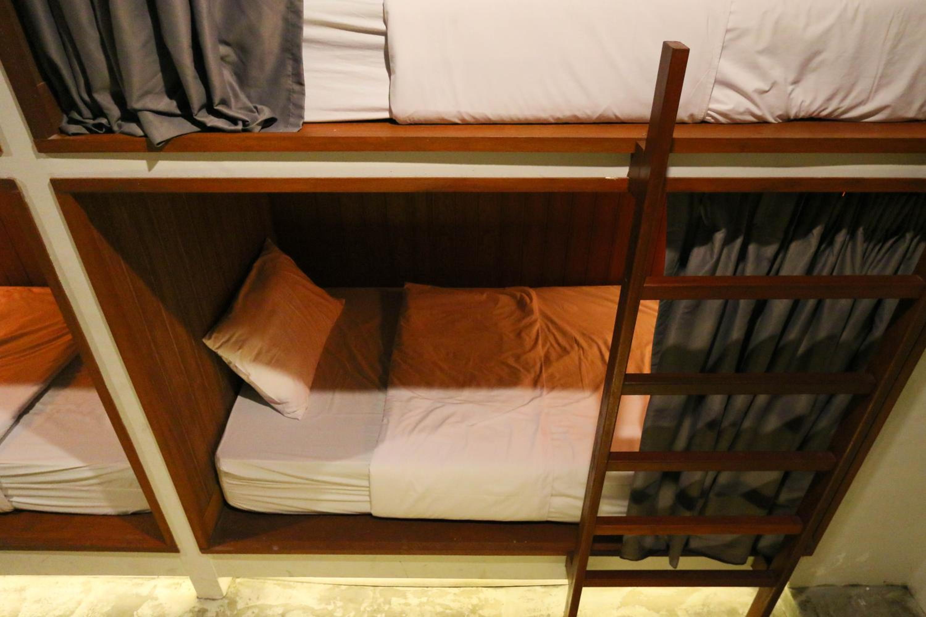 Bed in 12-Bed Mixed Dormitory Room photo 1