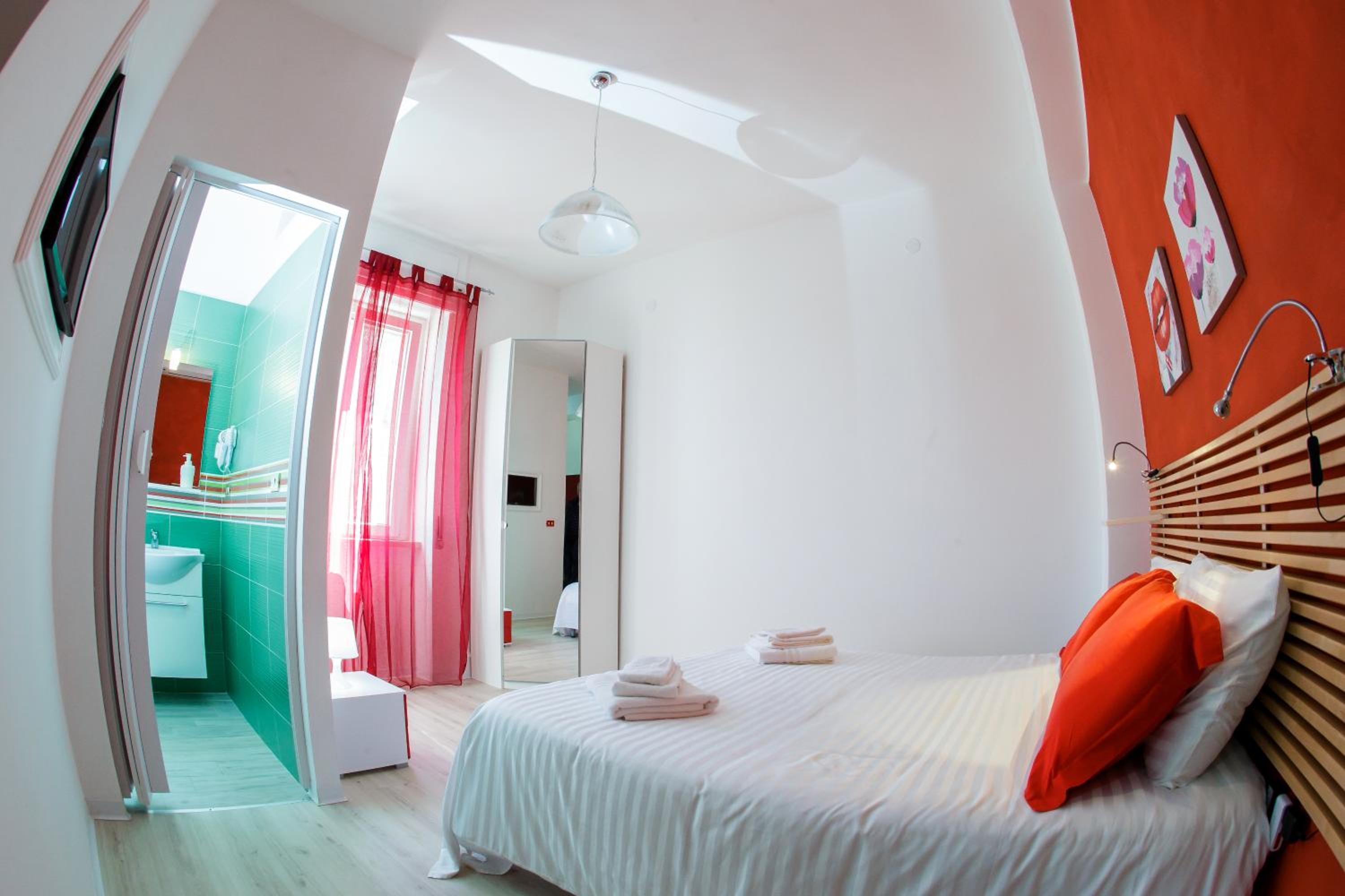 Double Room with Private Bathroom photo 3