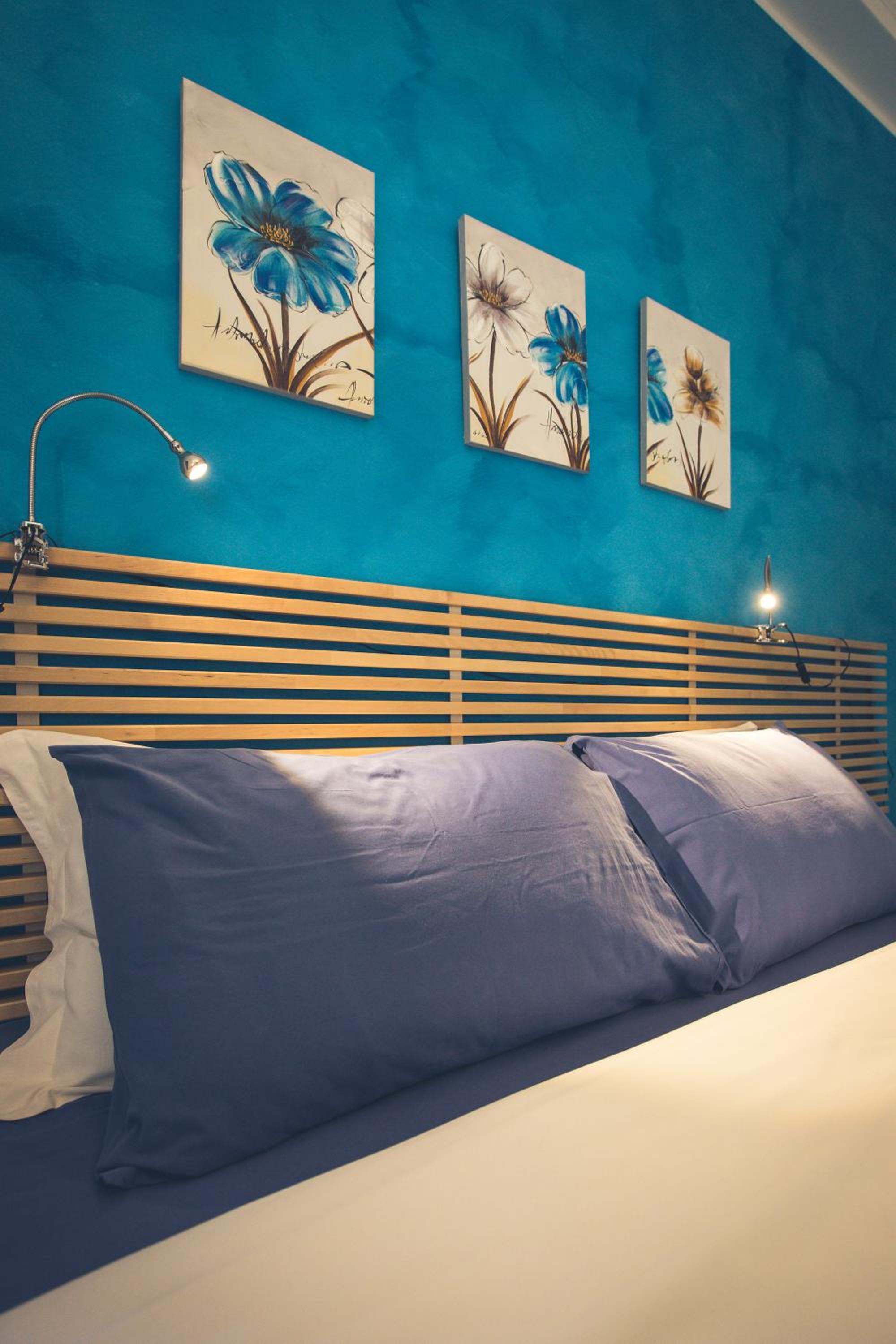 Double or Twin Room with Private Bathroom photo 1