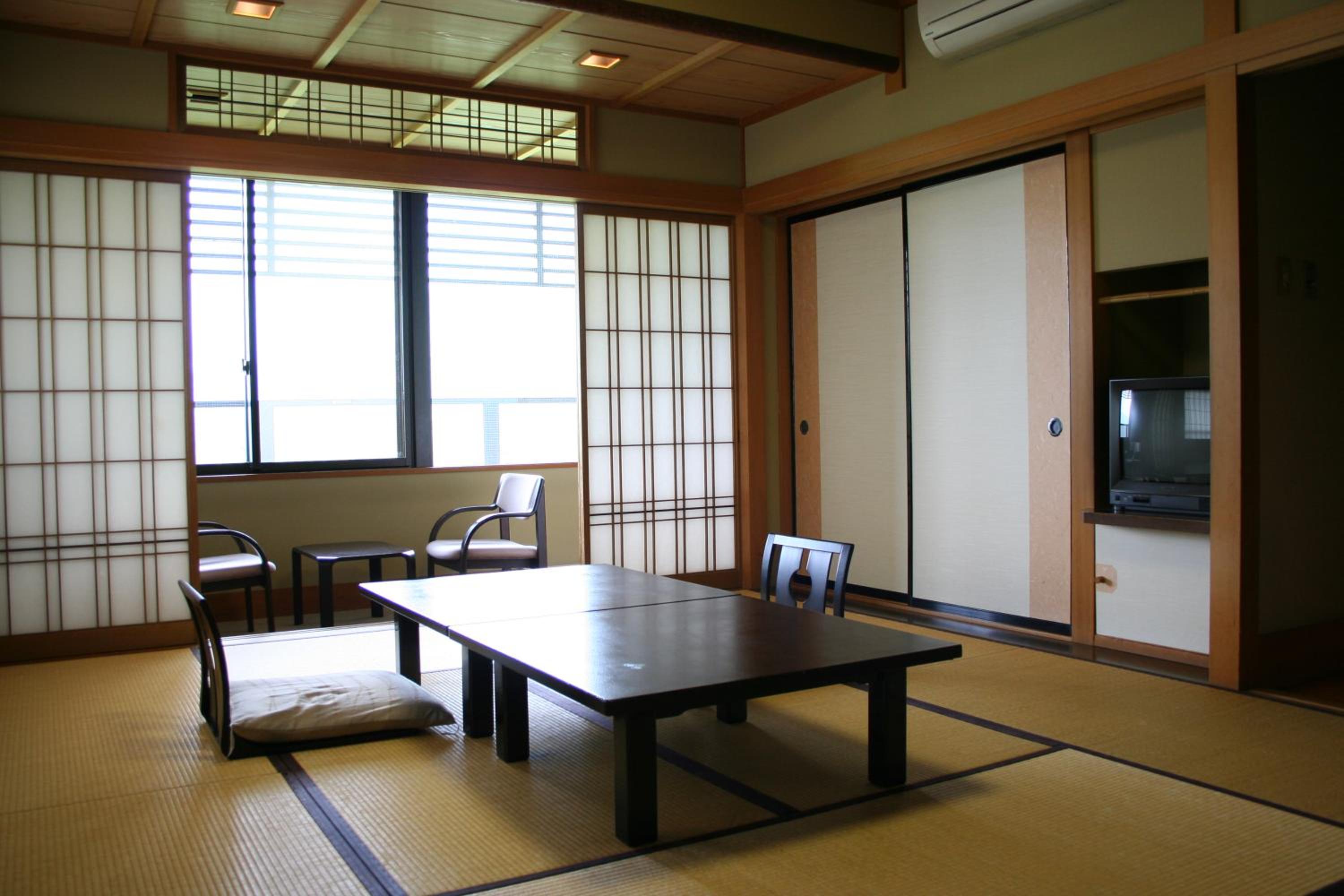 Japanese-Style Quadruple Room