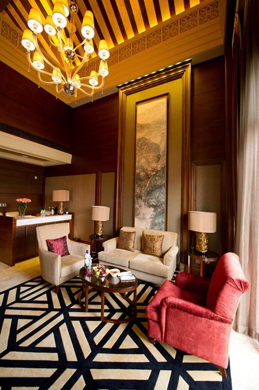 Suite B photo 2