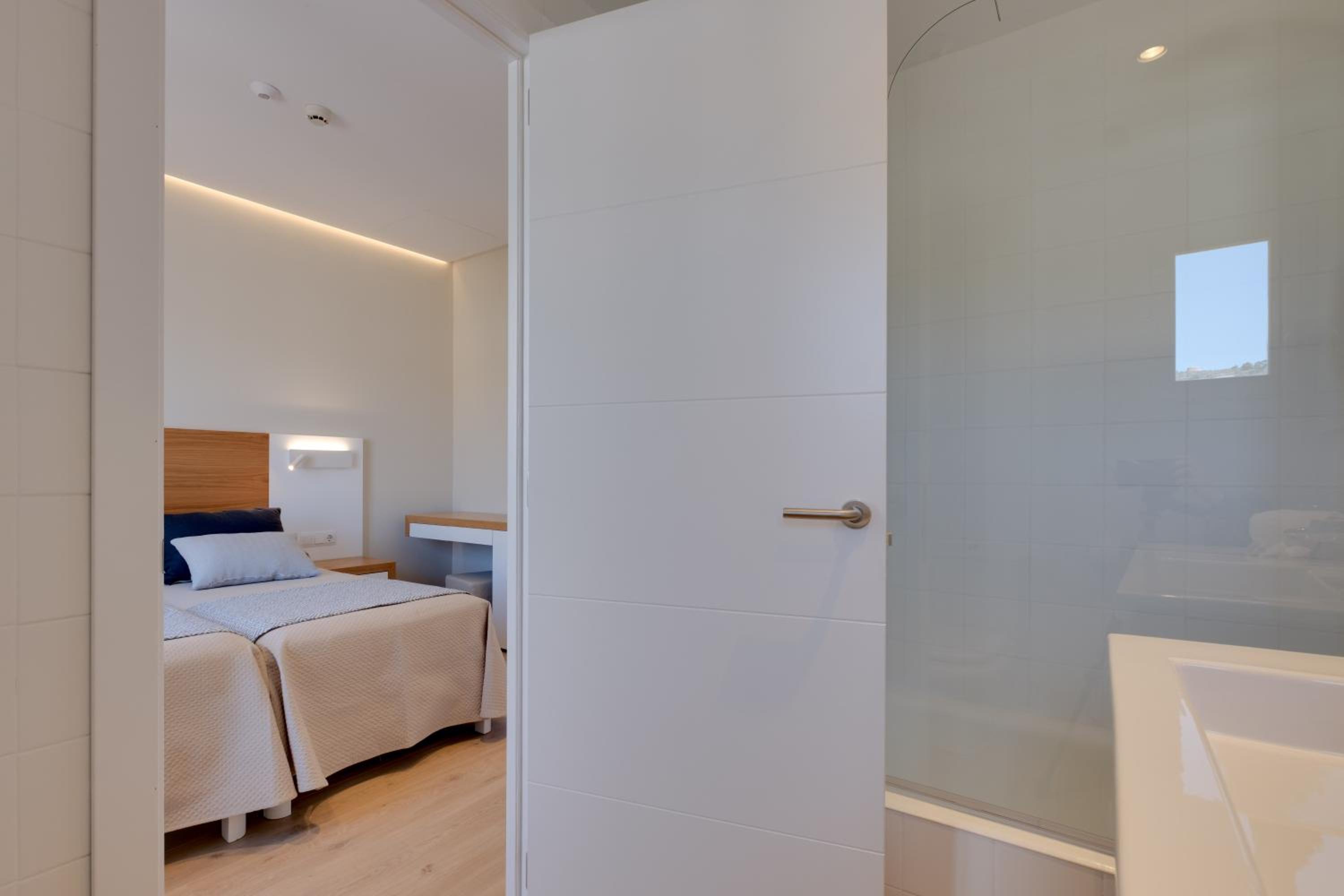 Basic Double Room - Photo 3