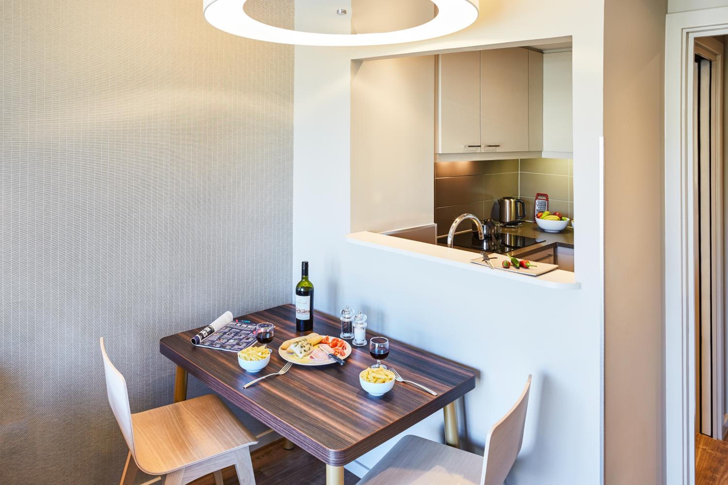 Large One-Bedroom Apartment