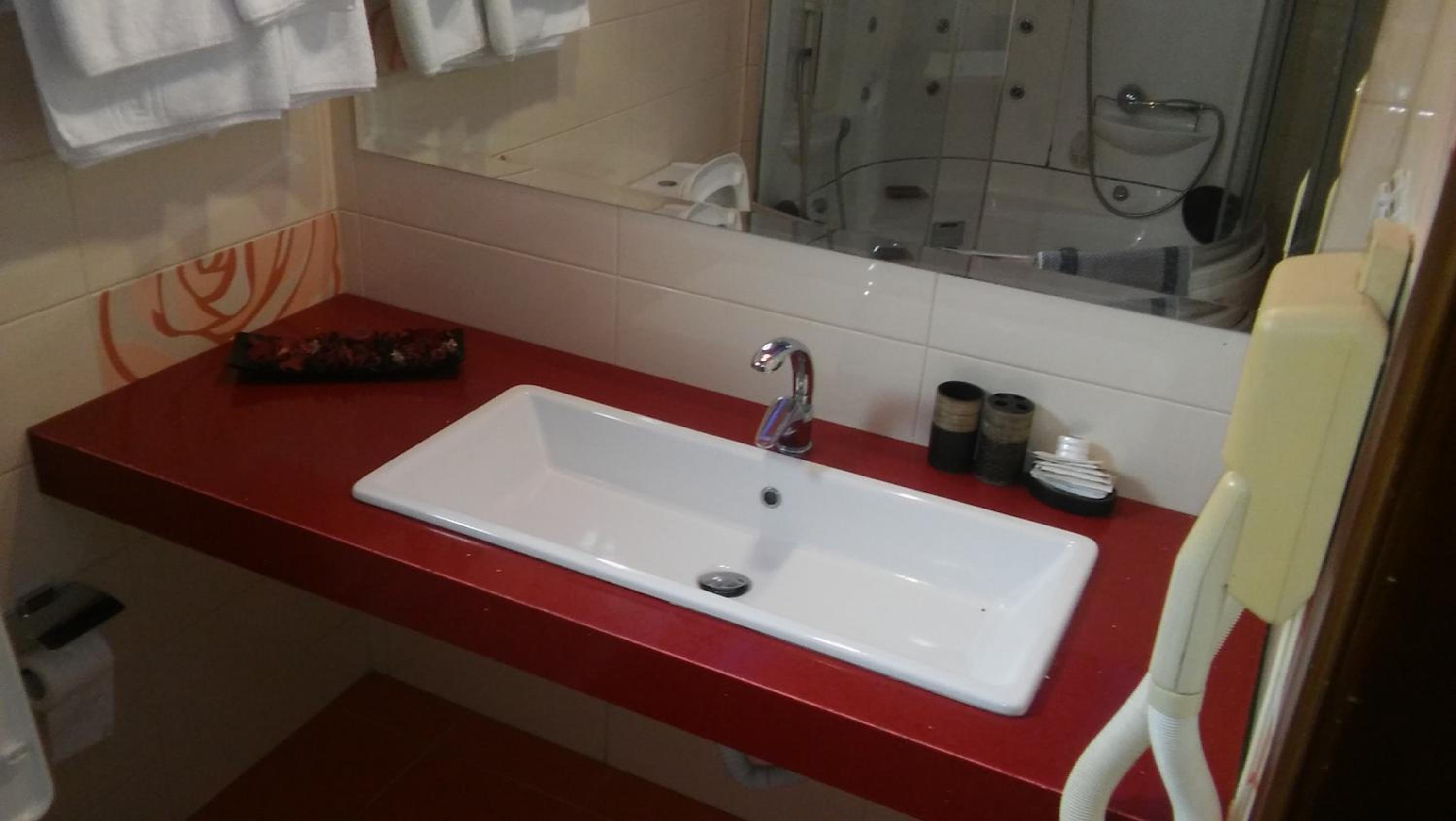 Suite (3 Adults) photo 3