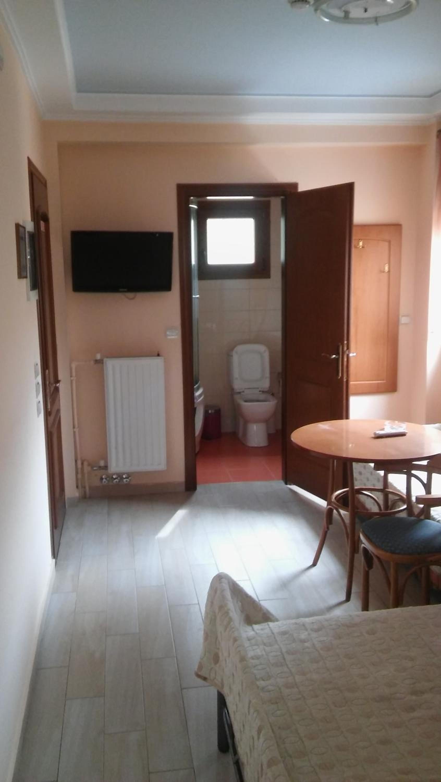 Suite (3 Adults) photo 2
