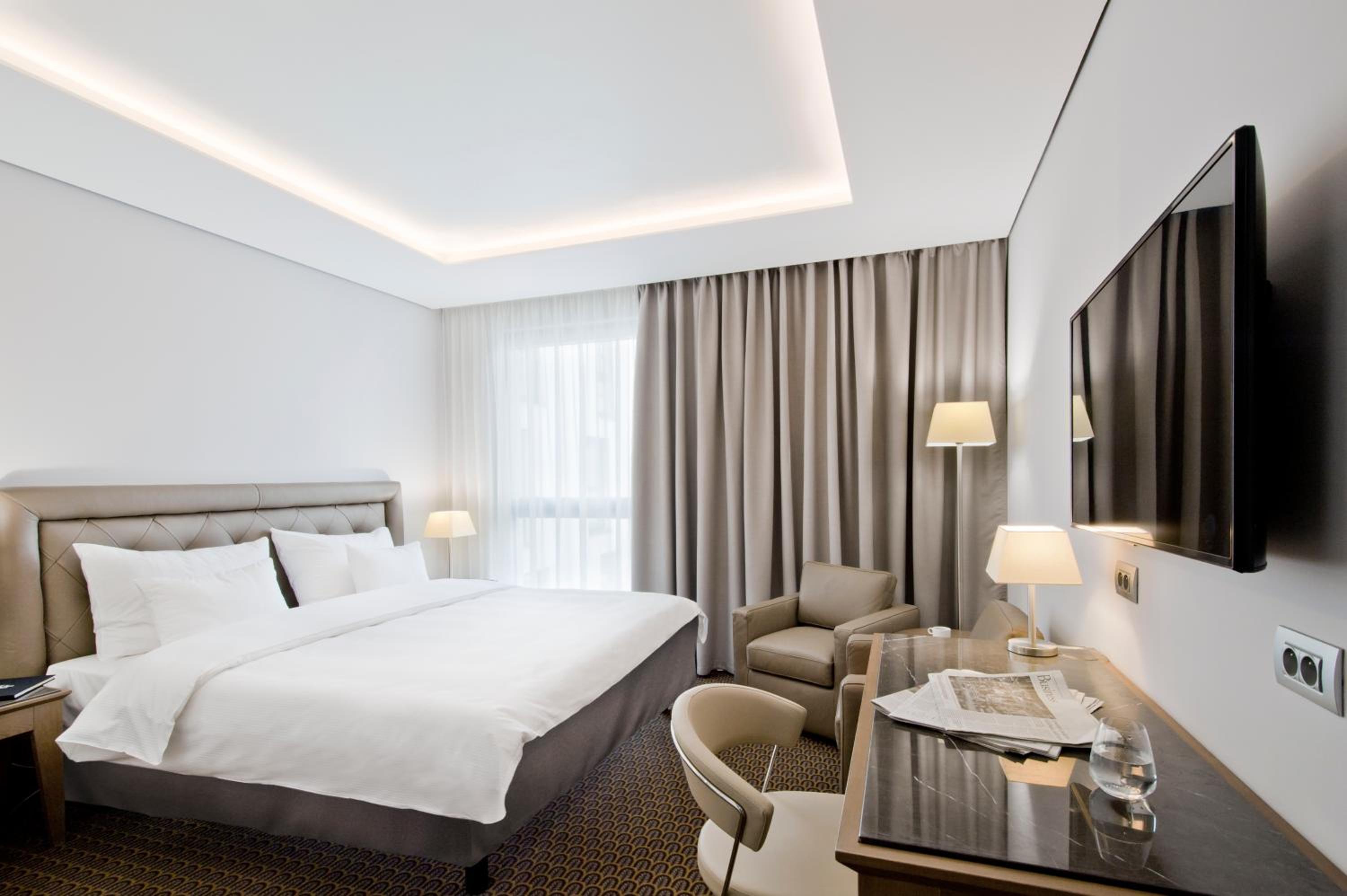Family Suite with Two Bathrooms