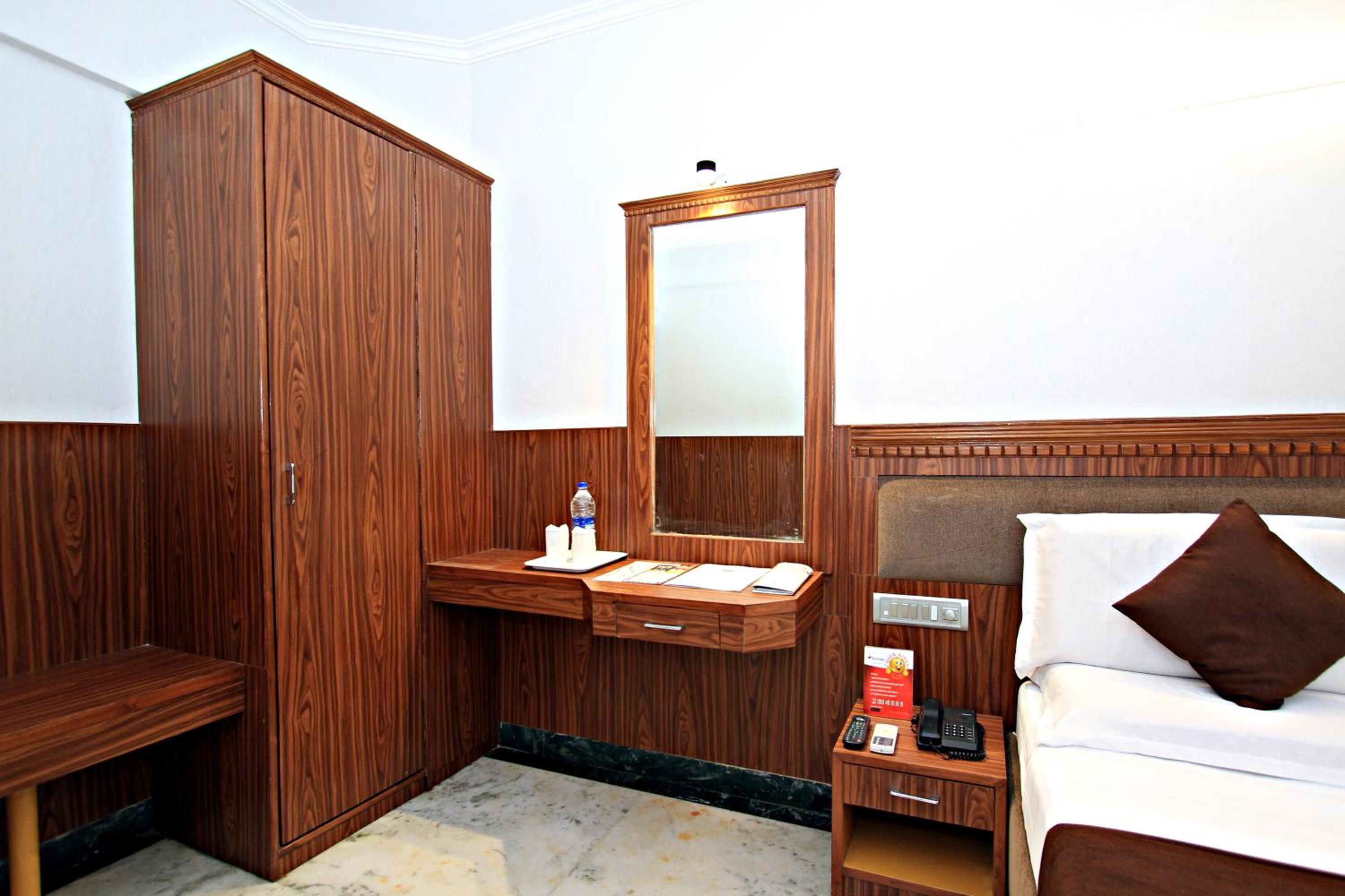 Deluxe Double Room - Photo 7