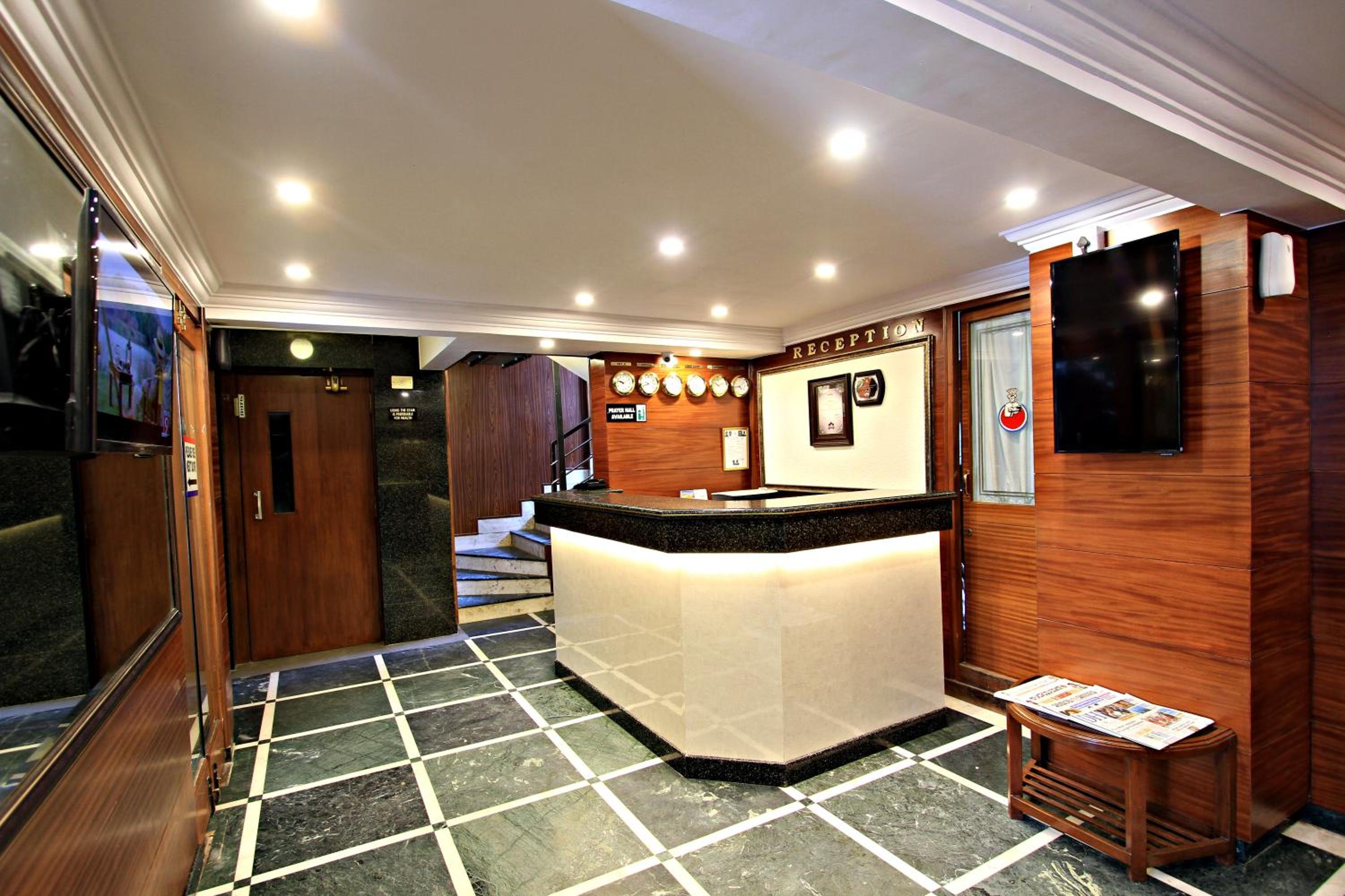 Deluxe Double Room - Photo 21