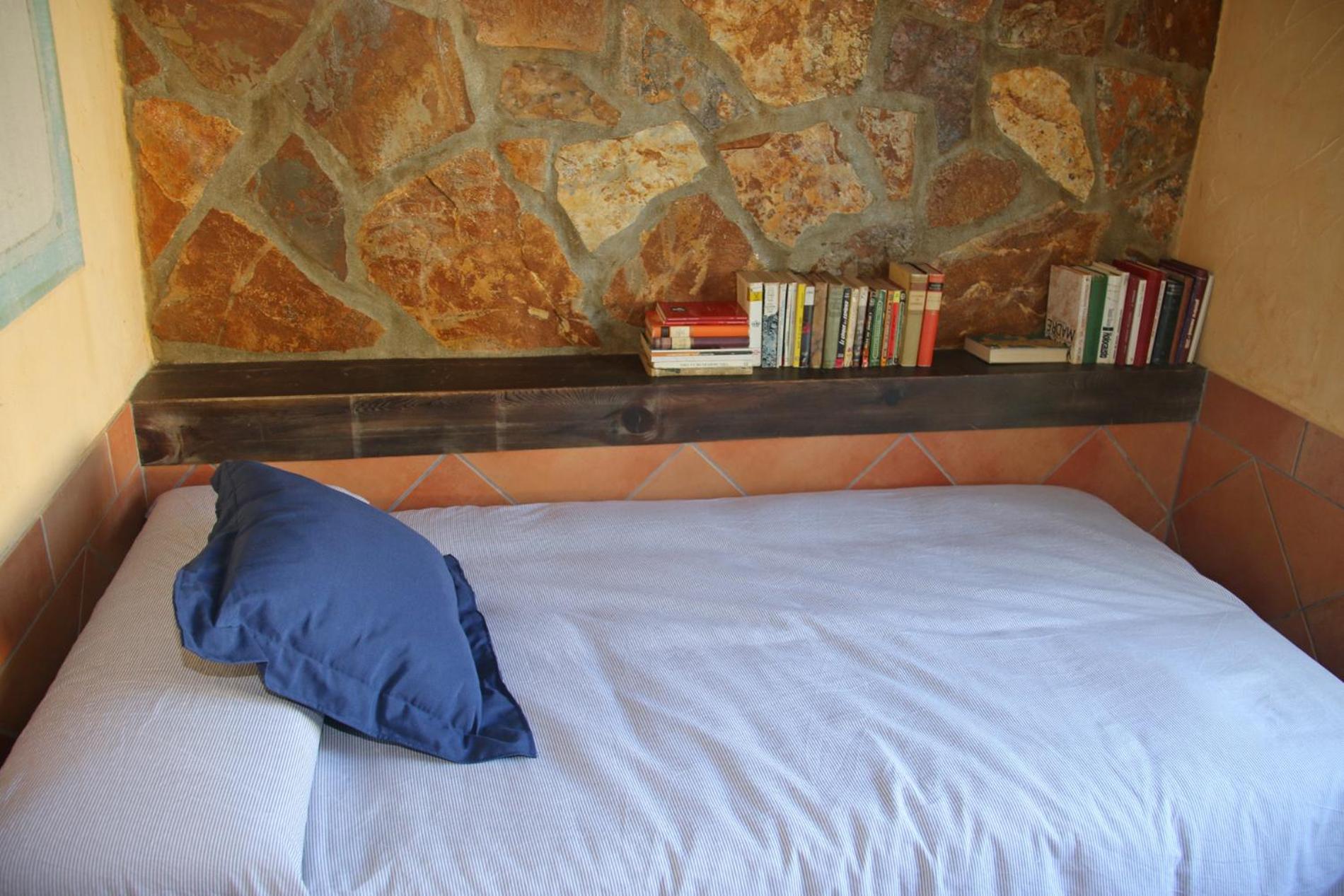 Two-Bedroom Apartment - Photo 9