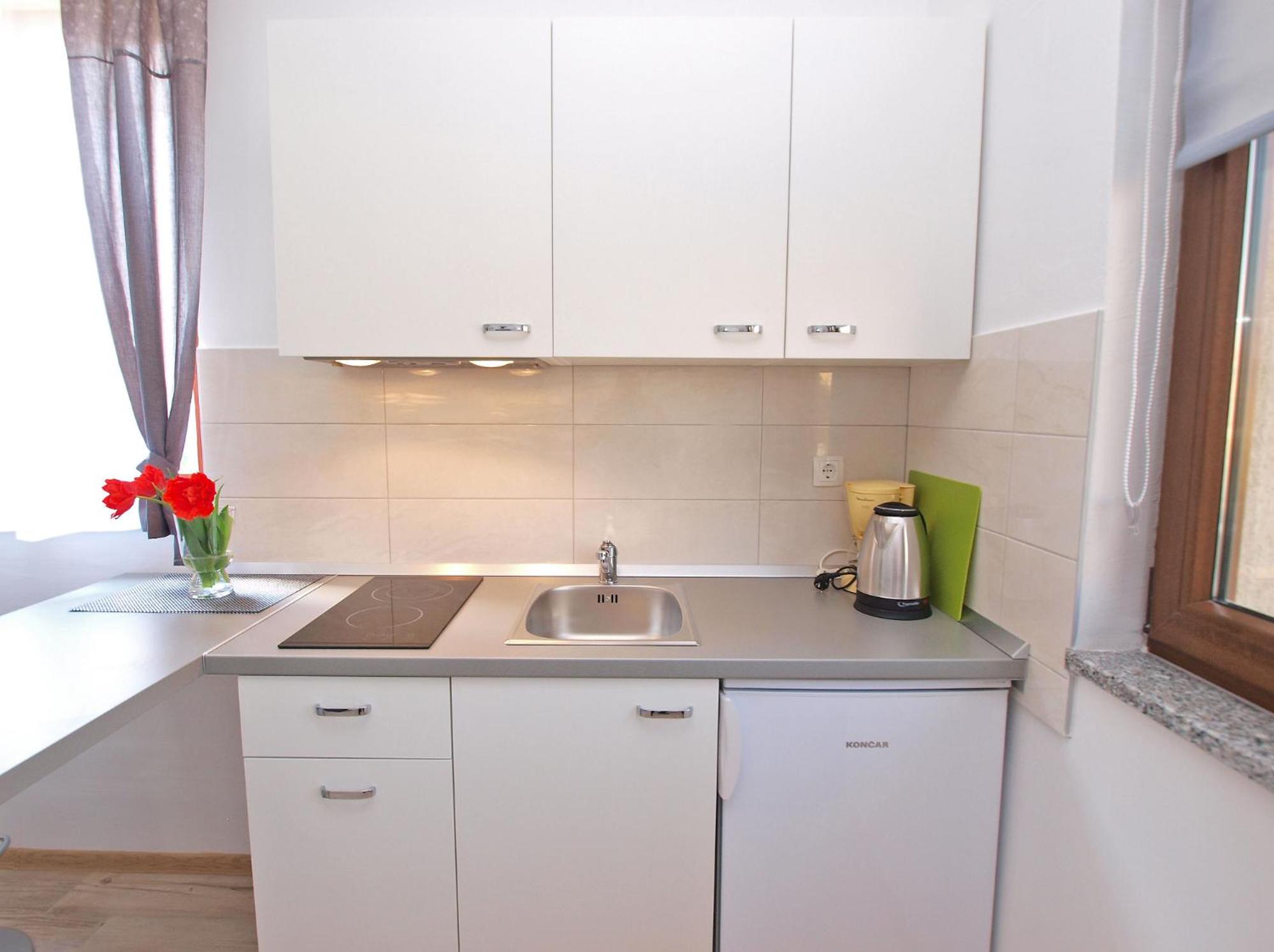 Studio Apartment photo 2